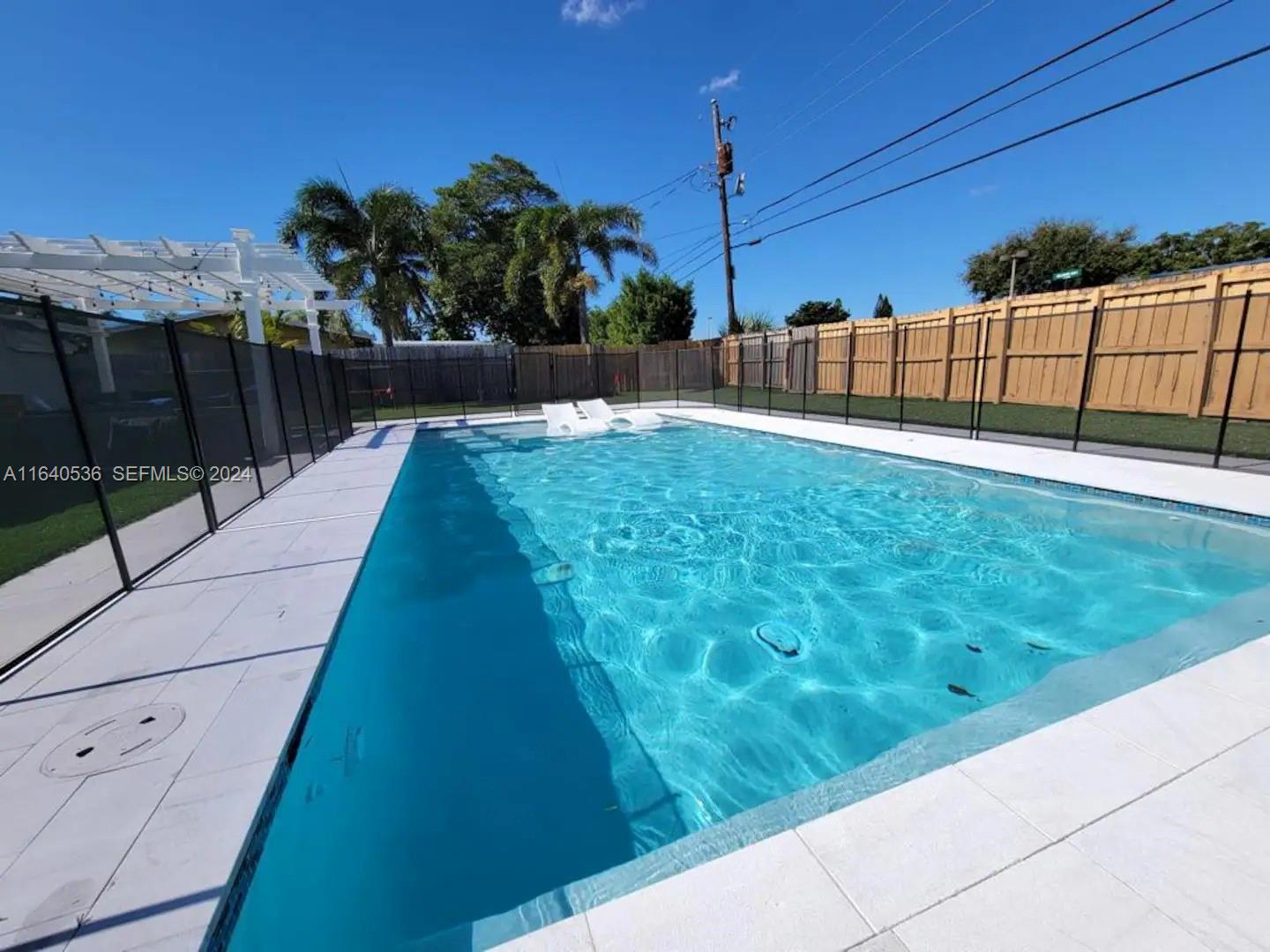 1105 SE 4th Court