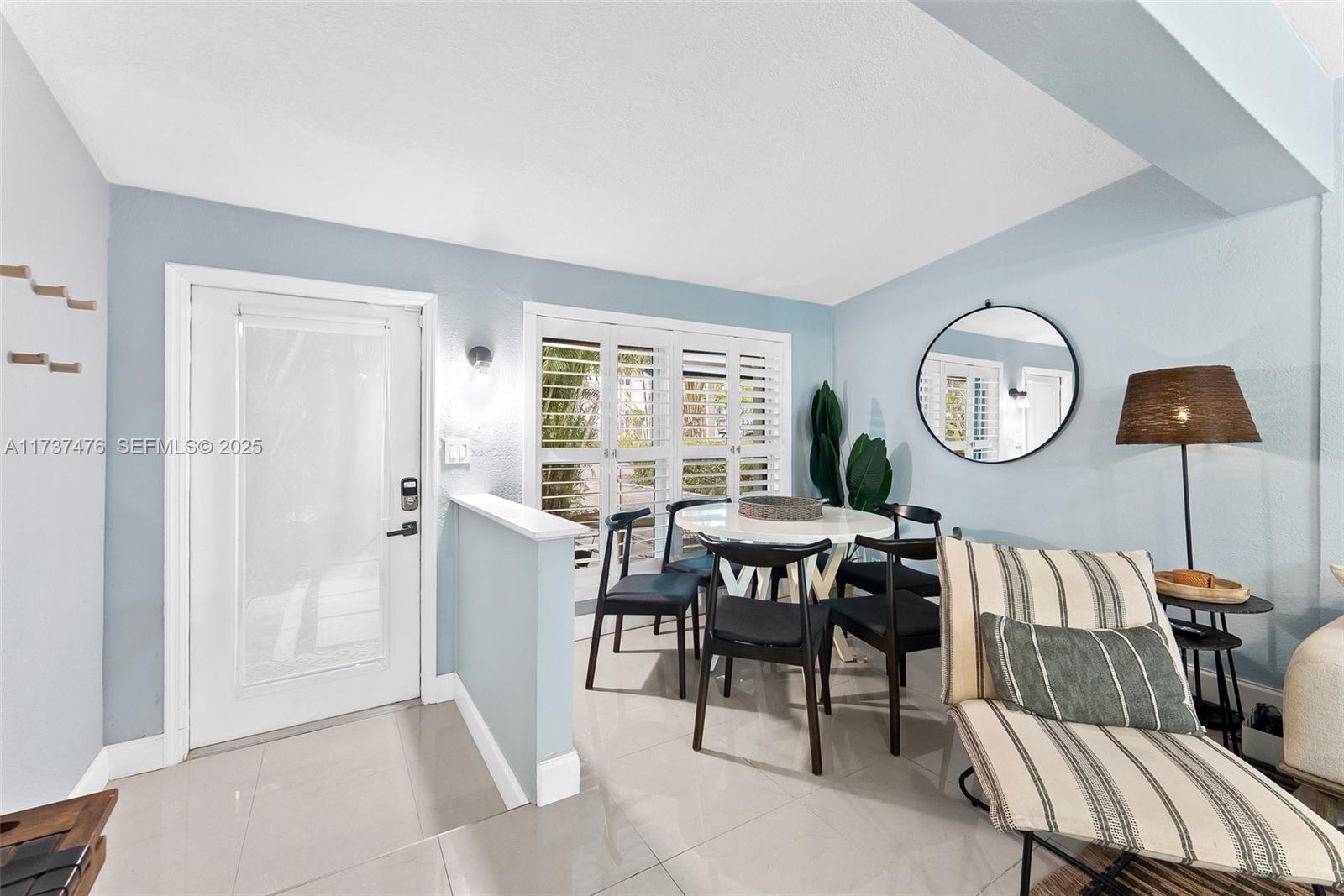 1528 NE 17th Terrace