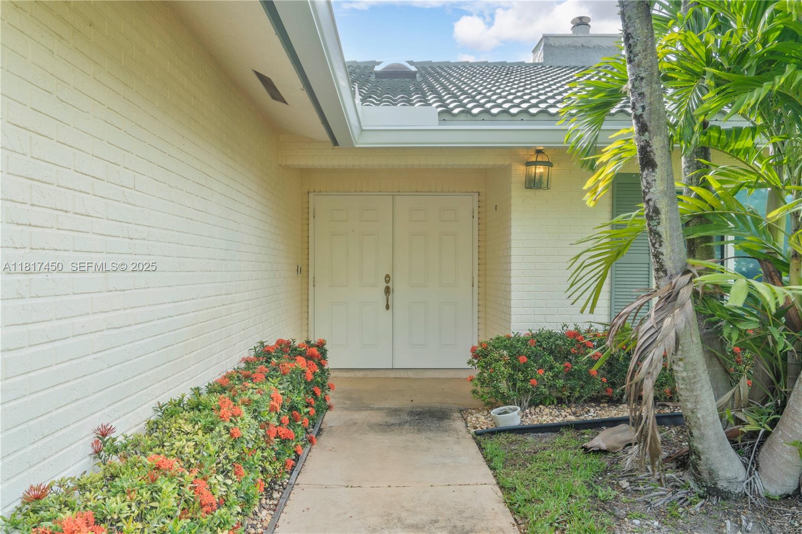 5942 NW 71st Terrace