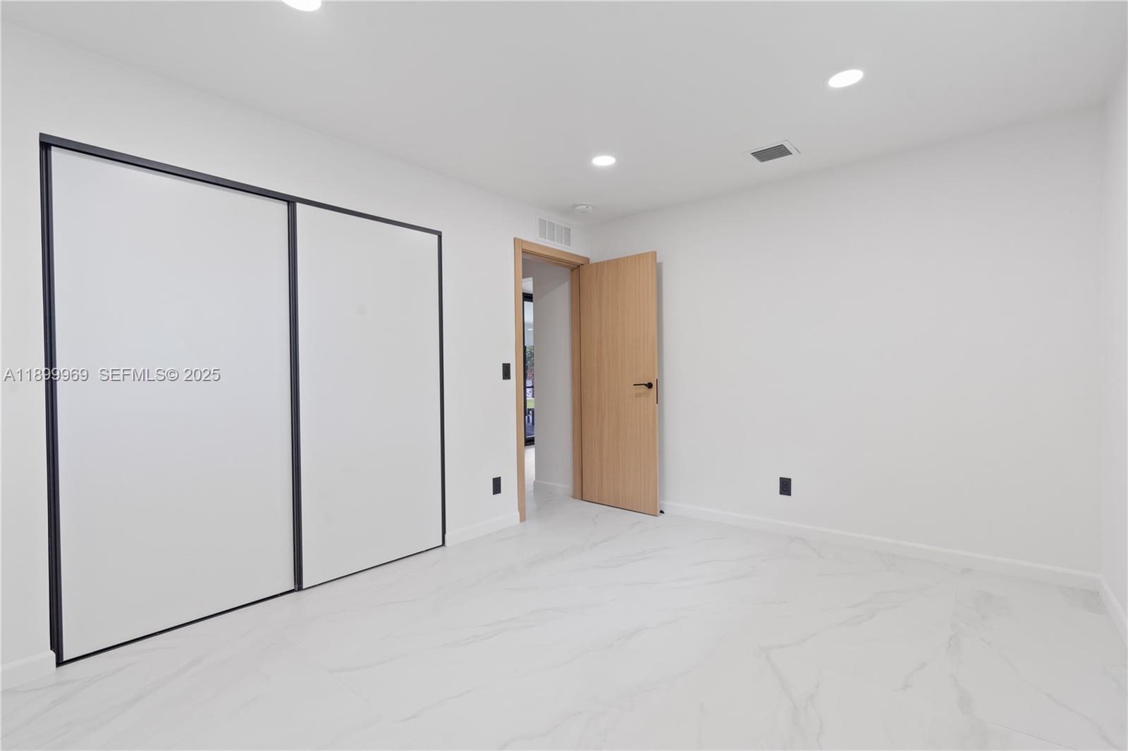 2020 NE 54th