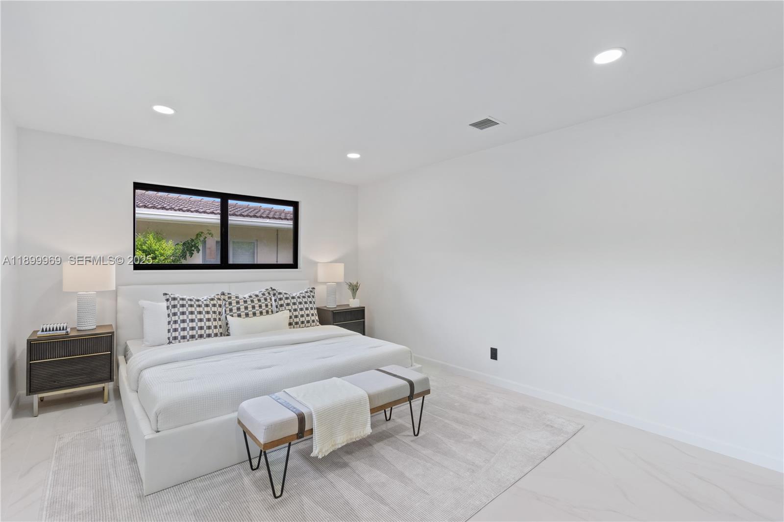 2020 NE 54th