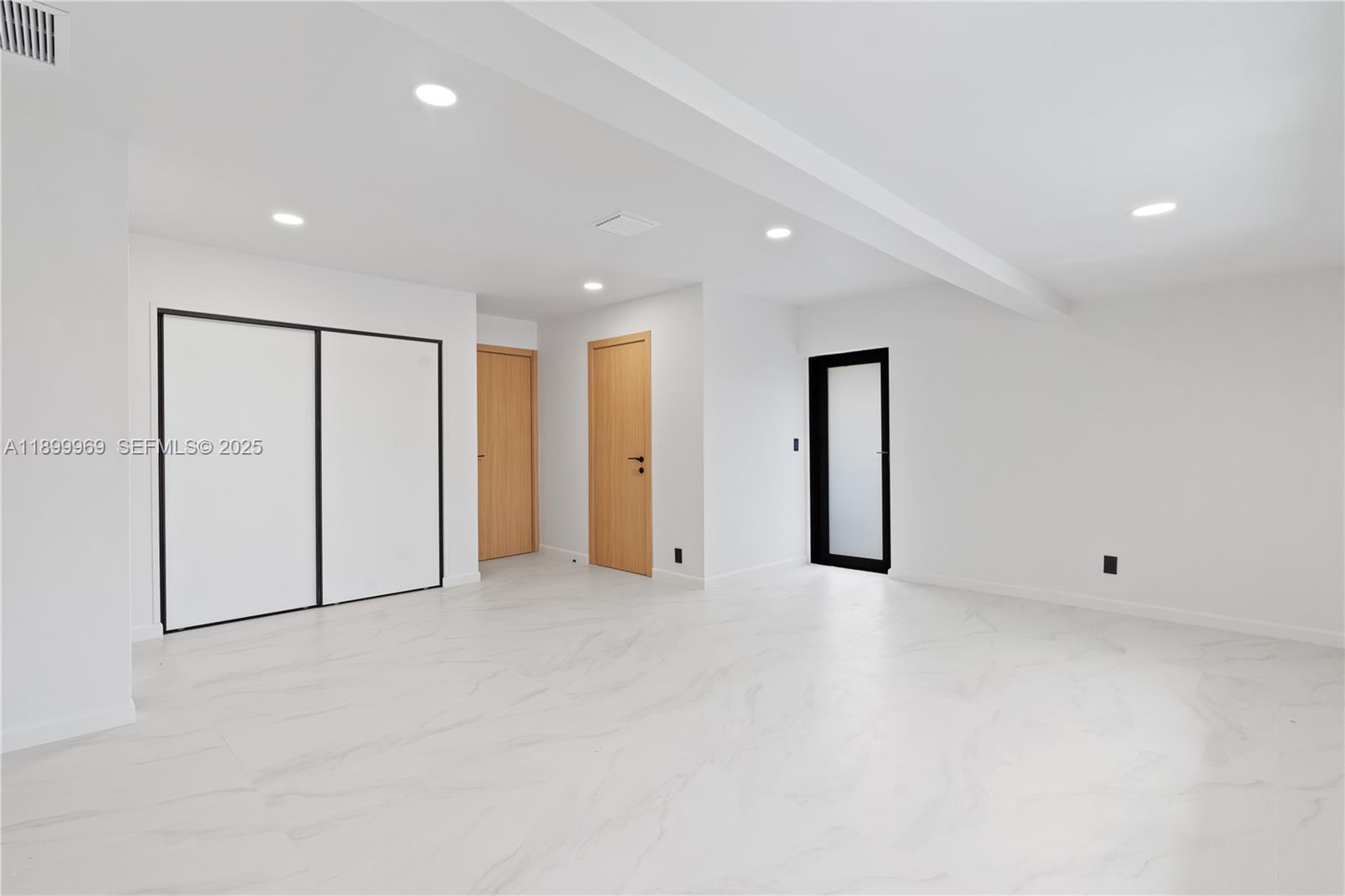 2020 NE 54th
