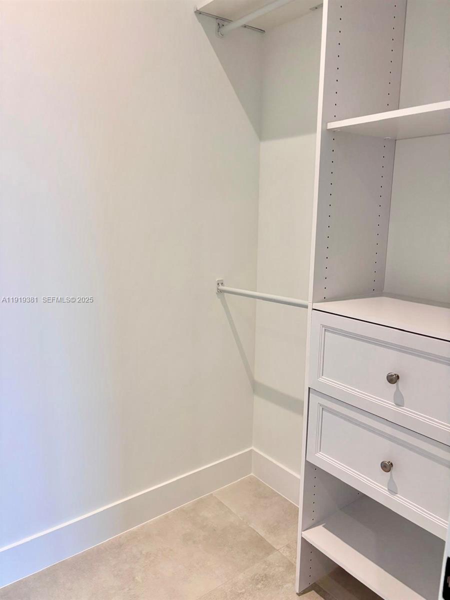 1409 SE 14th Court