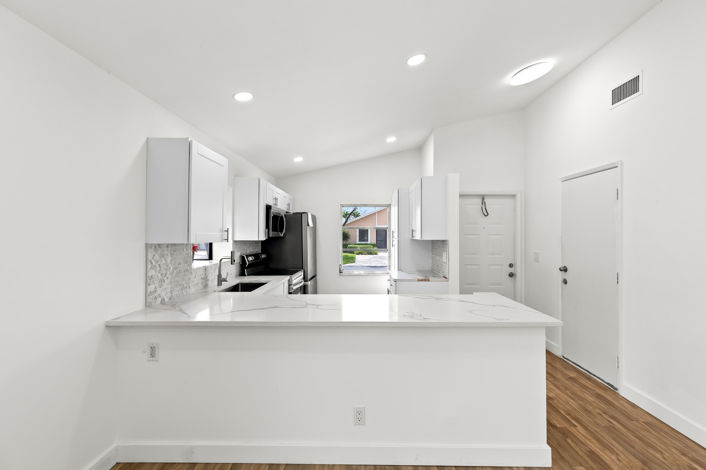 8089 Springtree Road