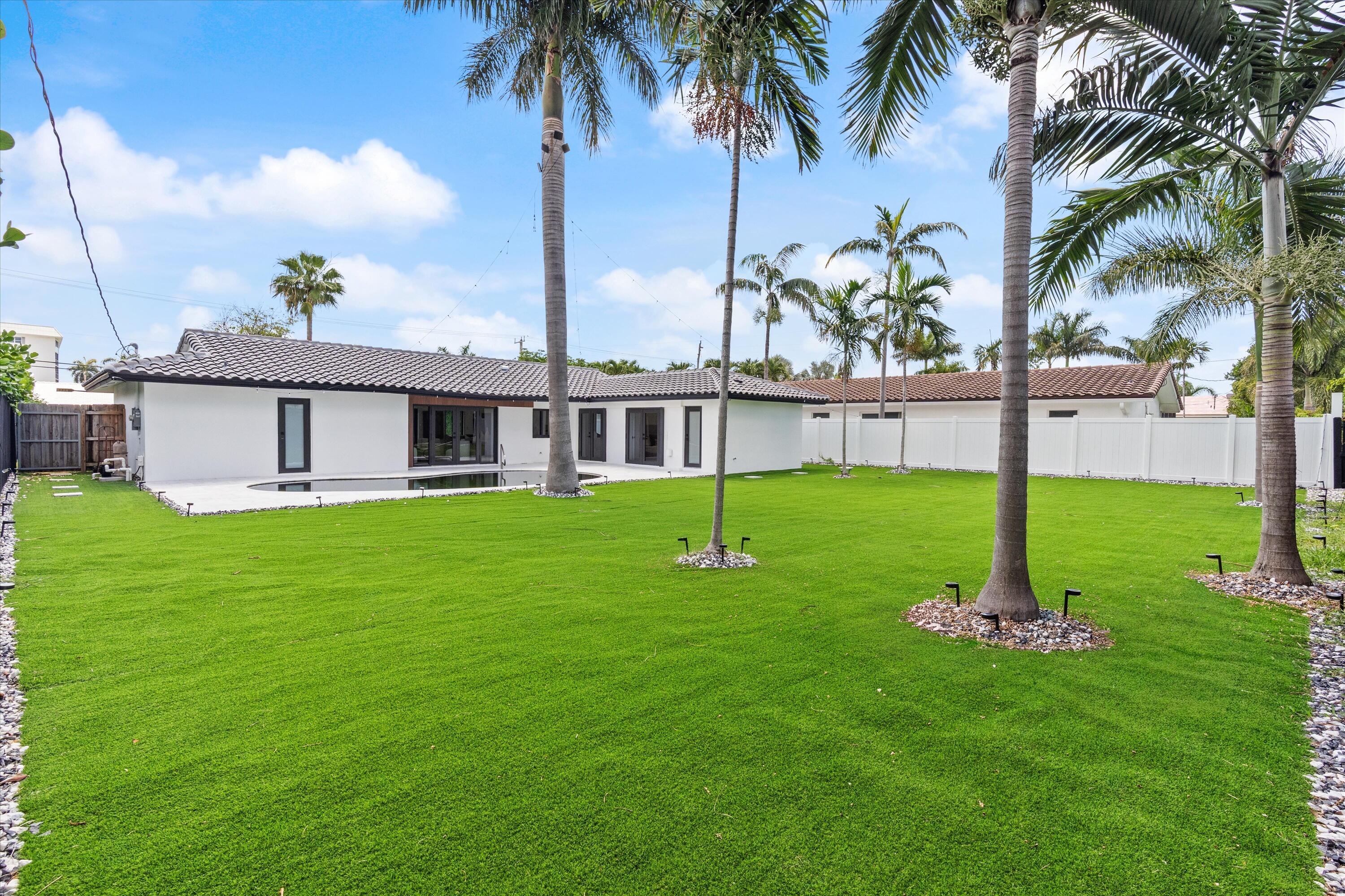 4721 Bayview Drive
