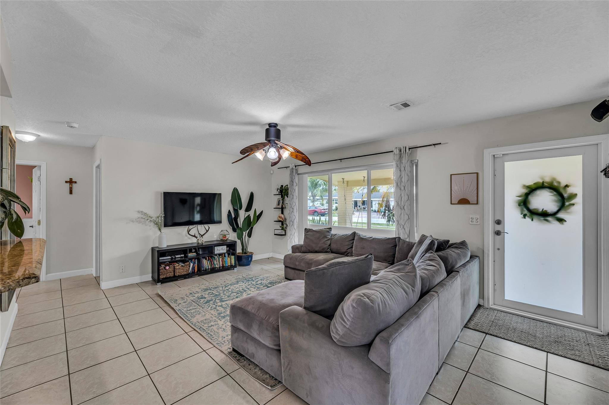 5 SE 11th Ct