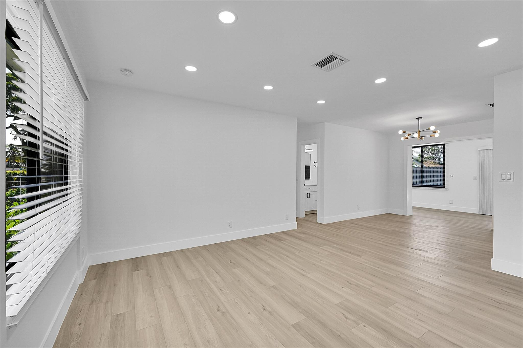 1313 SE 2nd Ave