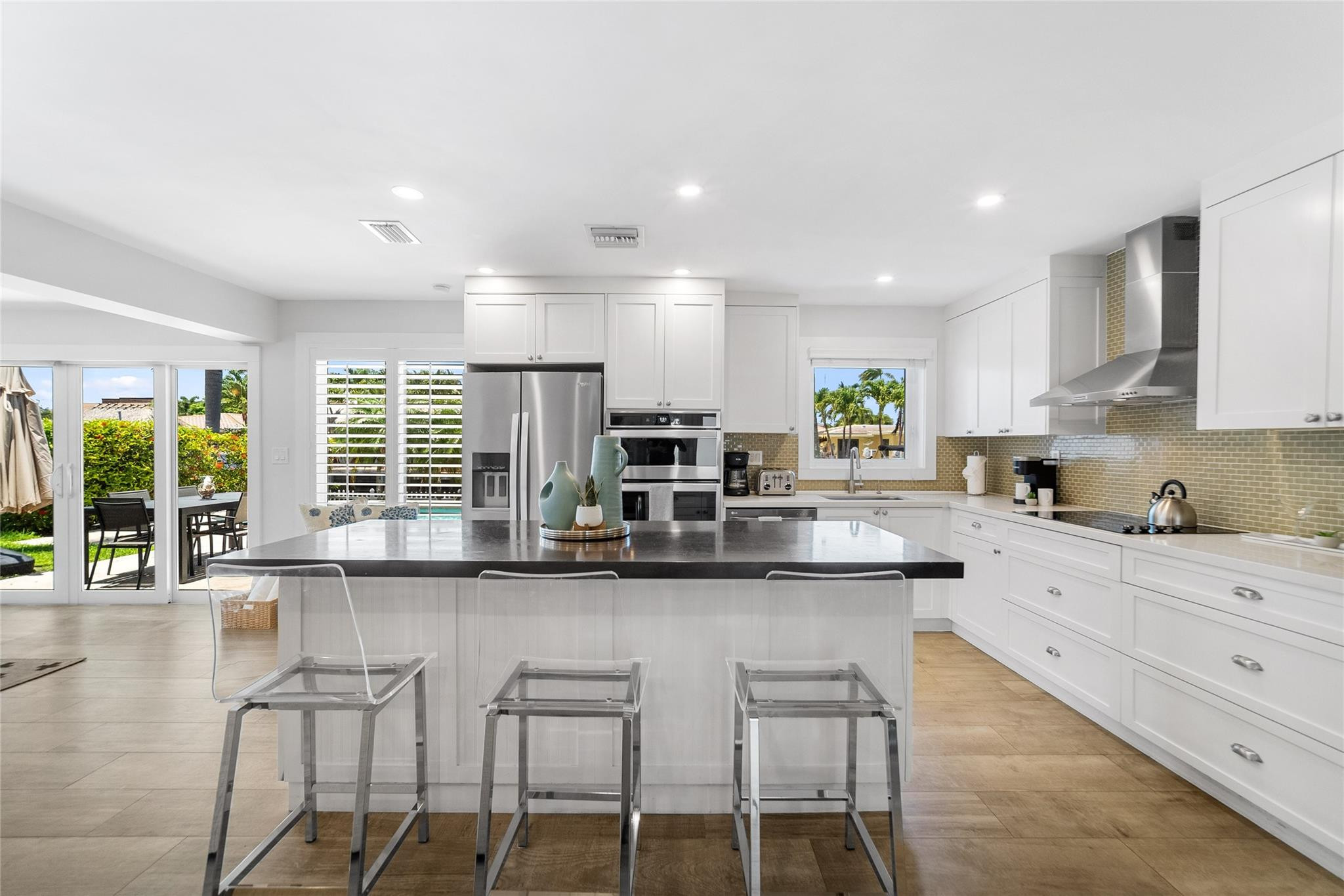 331 SE 12th St