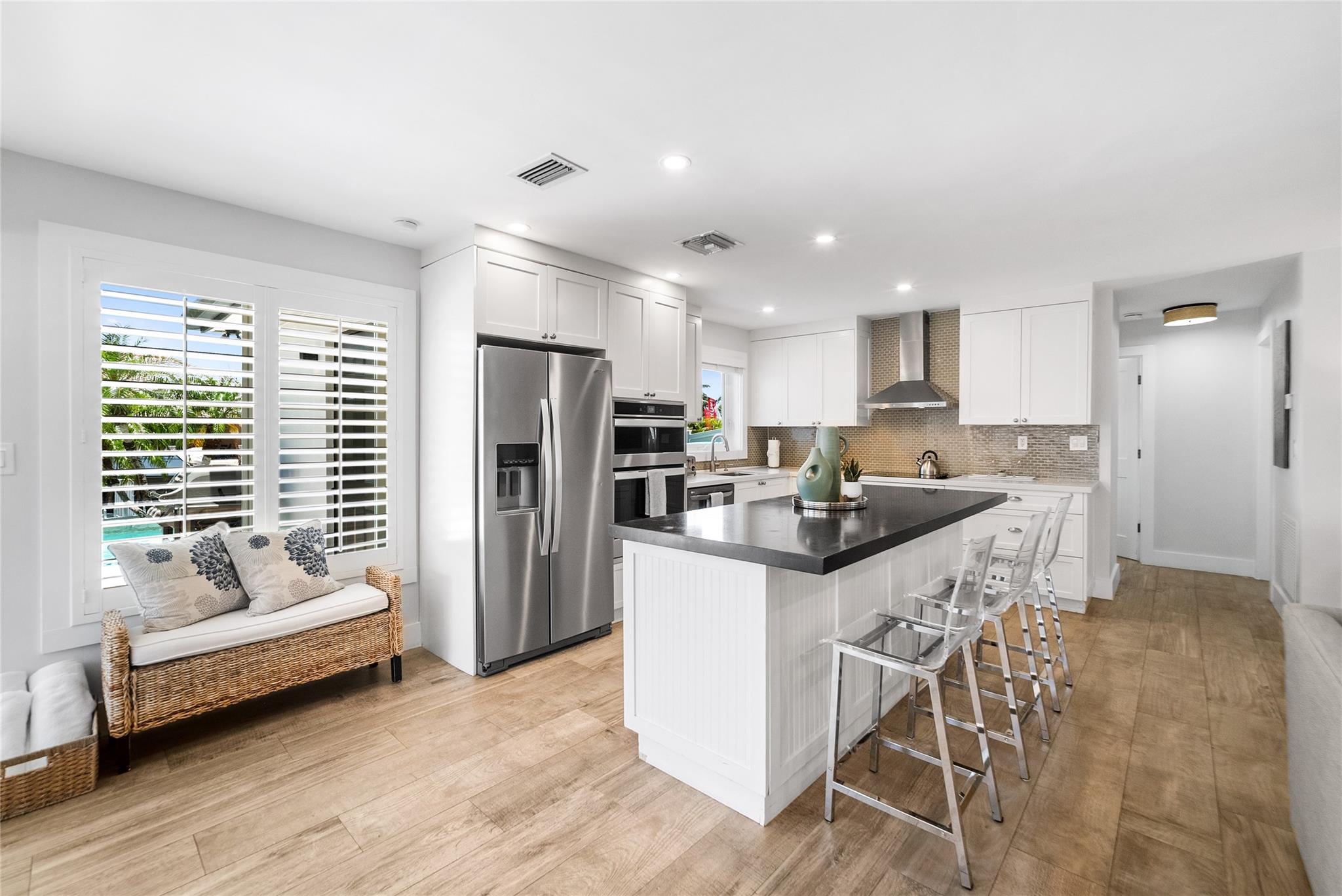 331 SE 12th St