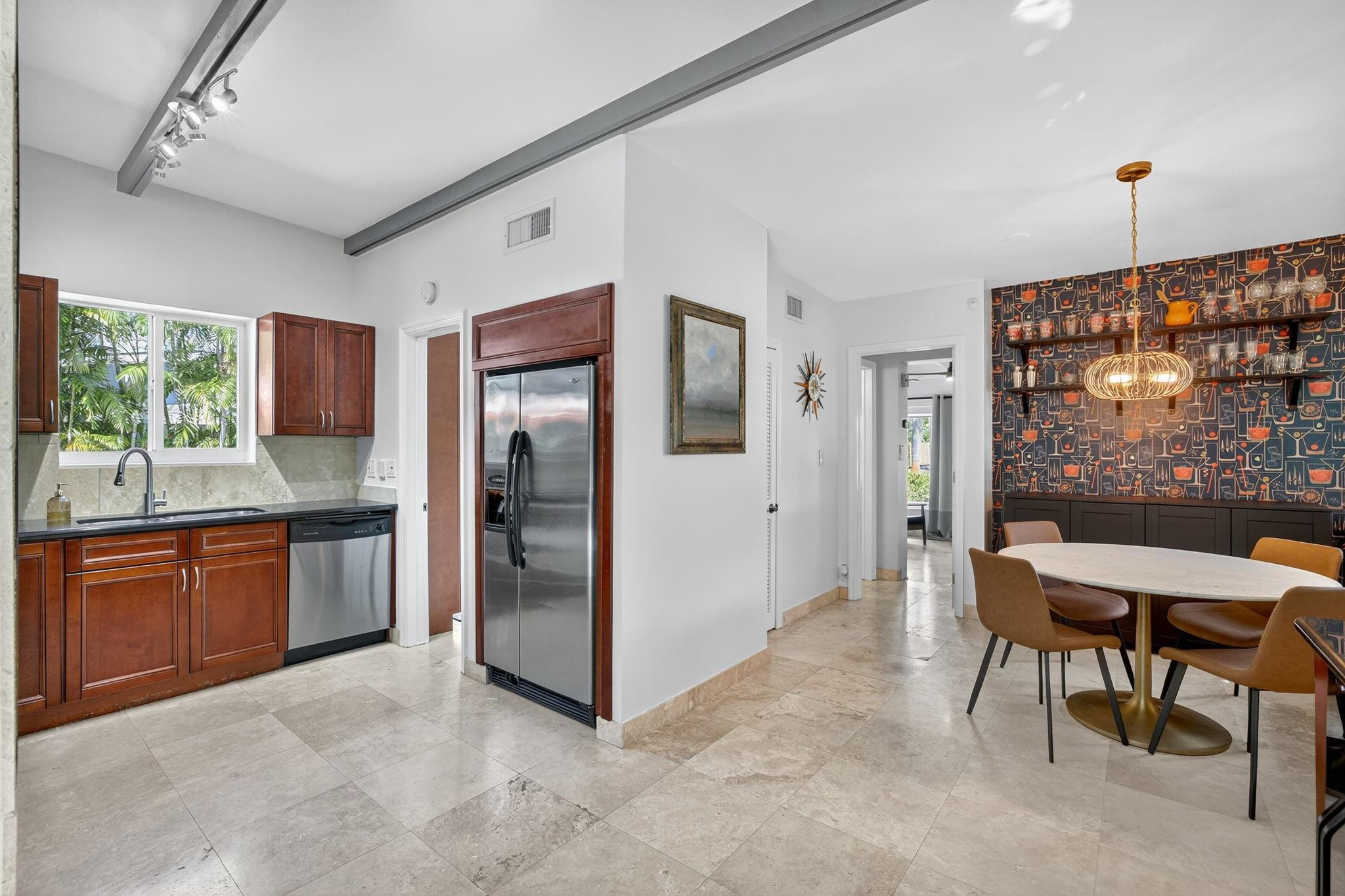 2625 NE 16th Ave