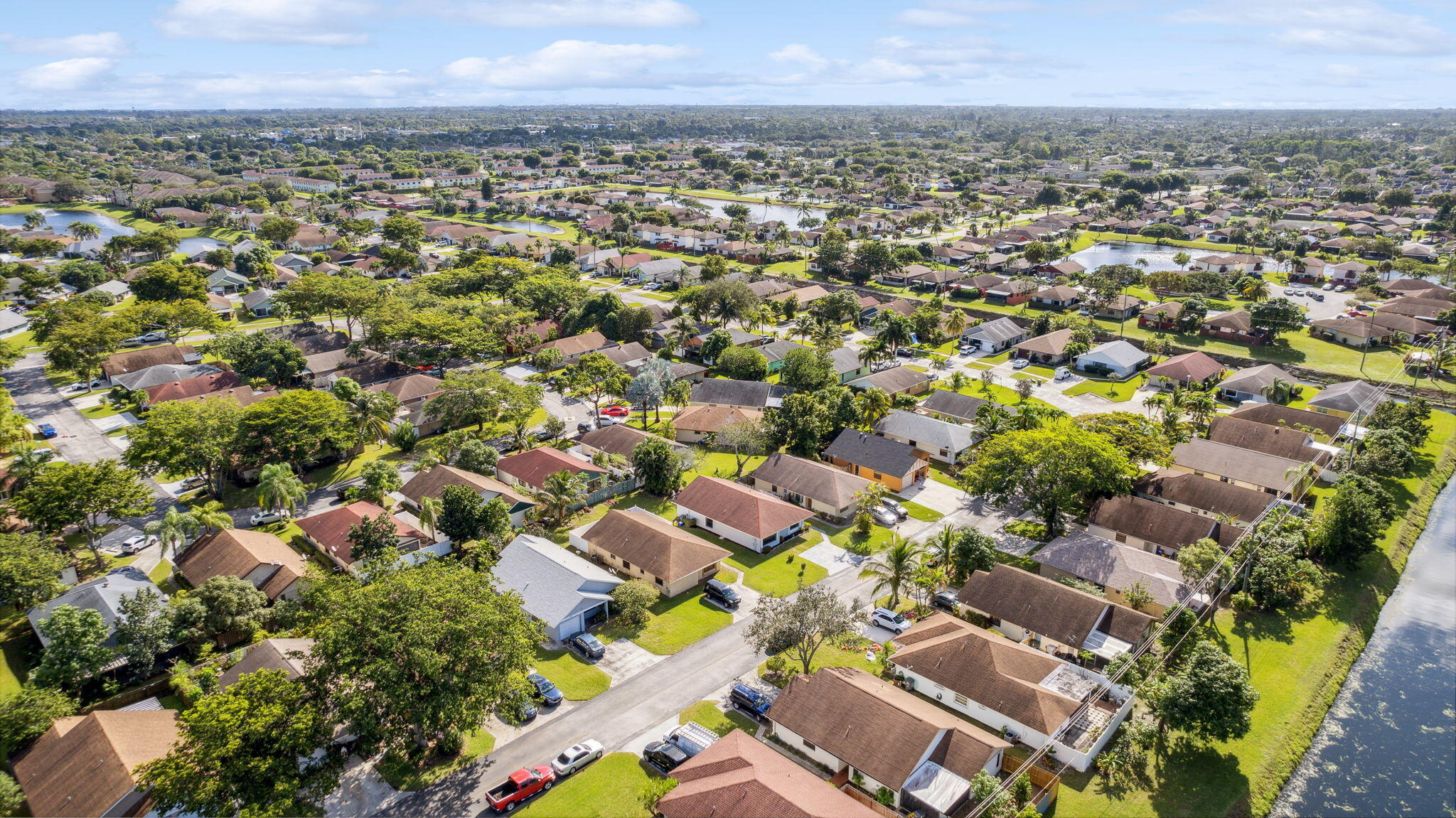 1390 Summit Run Circle