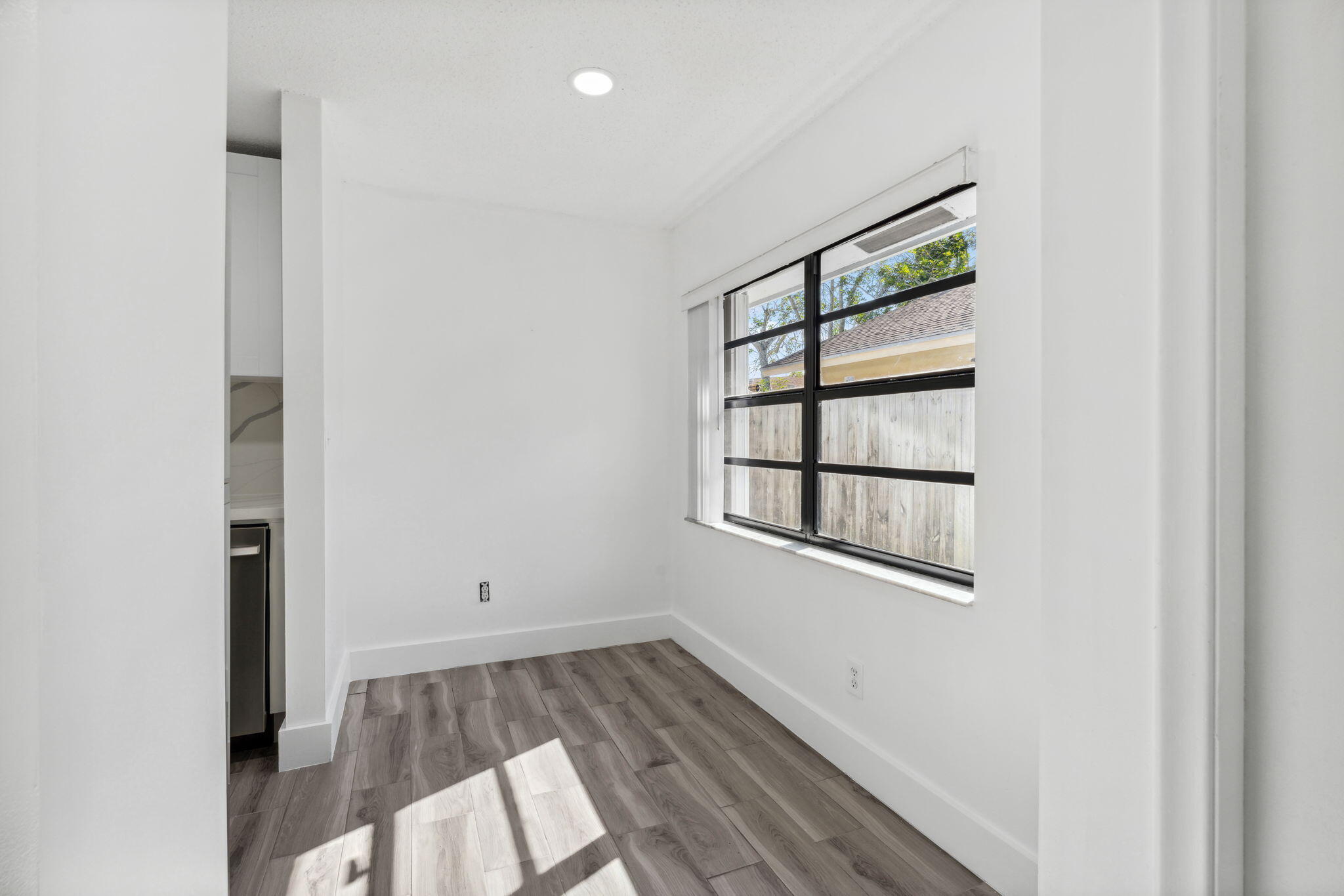 1390 Summit Run Circle