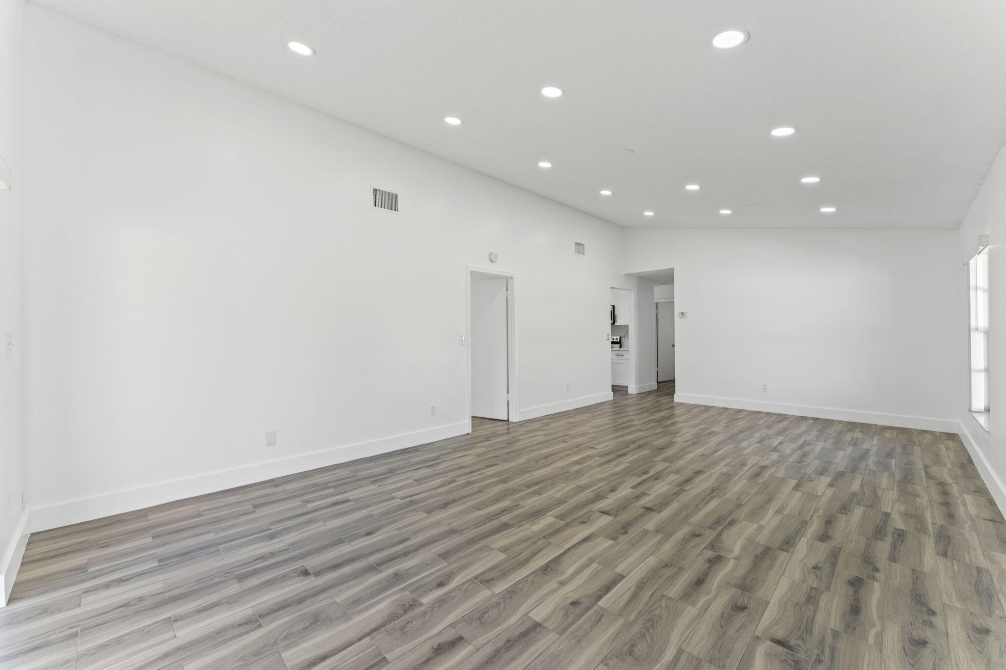 1390 Summit Run Circle