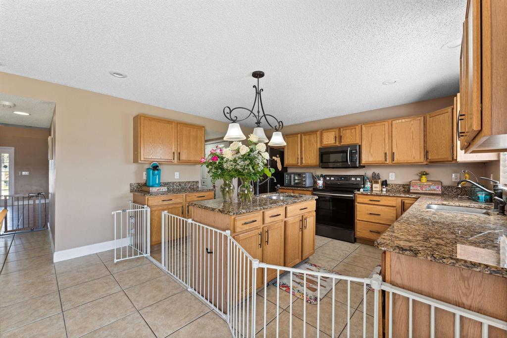 866 SW Abingdon Avenue