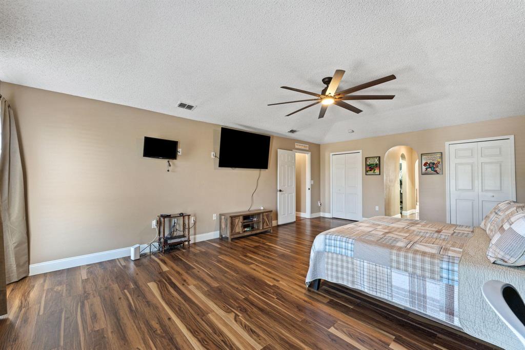 866 SW Abingdon Avenue