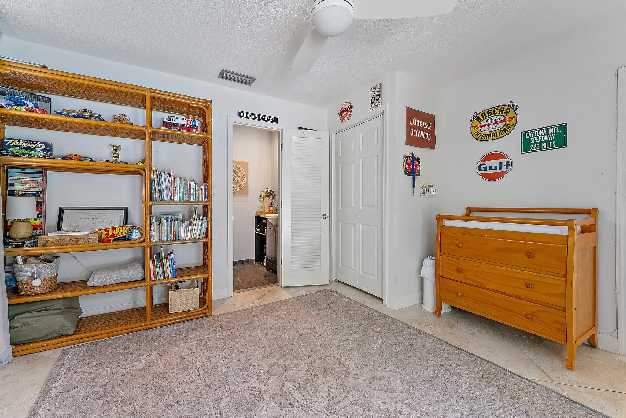 29 SE 8th Avenue