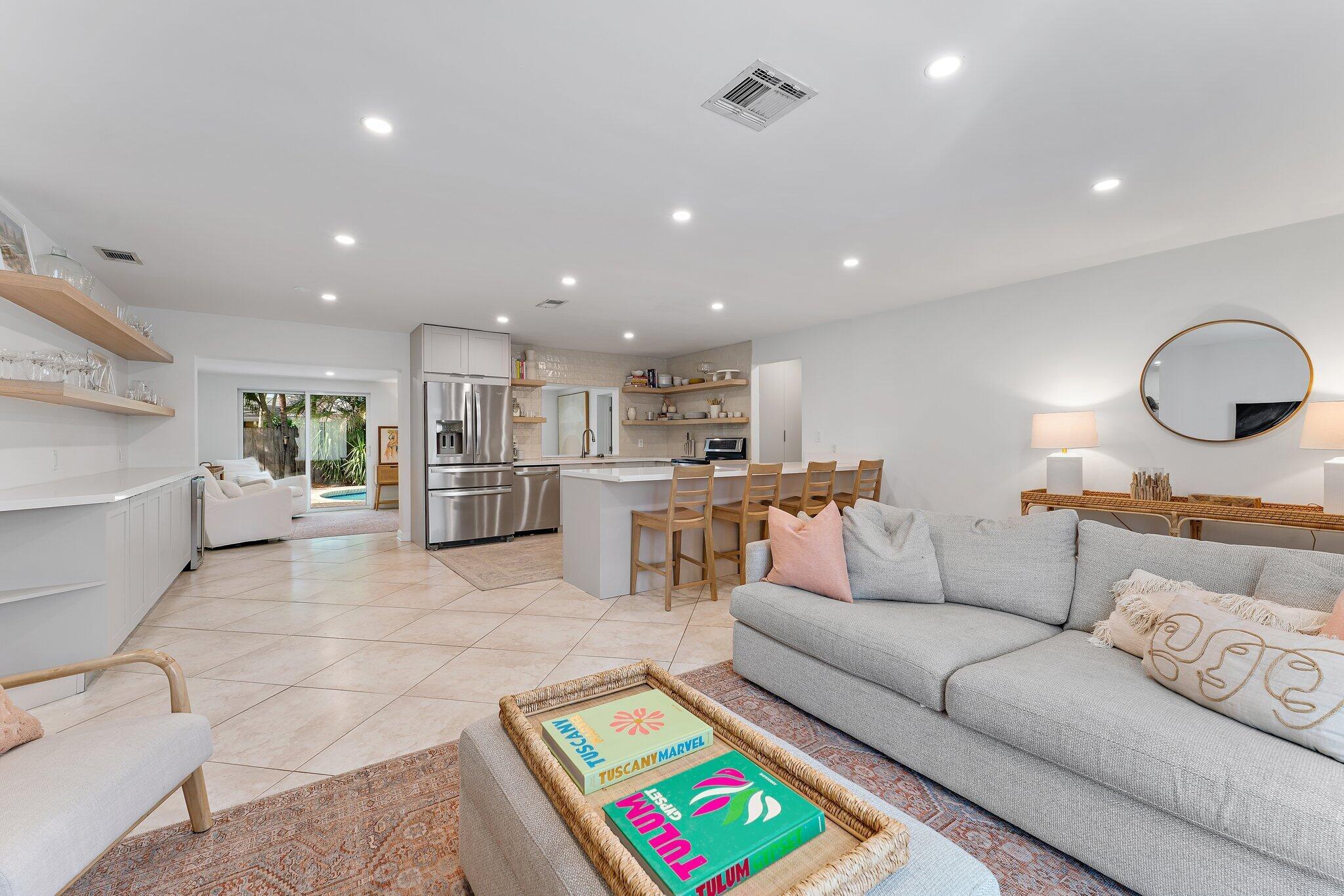 29 SE 8th Avenue