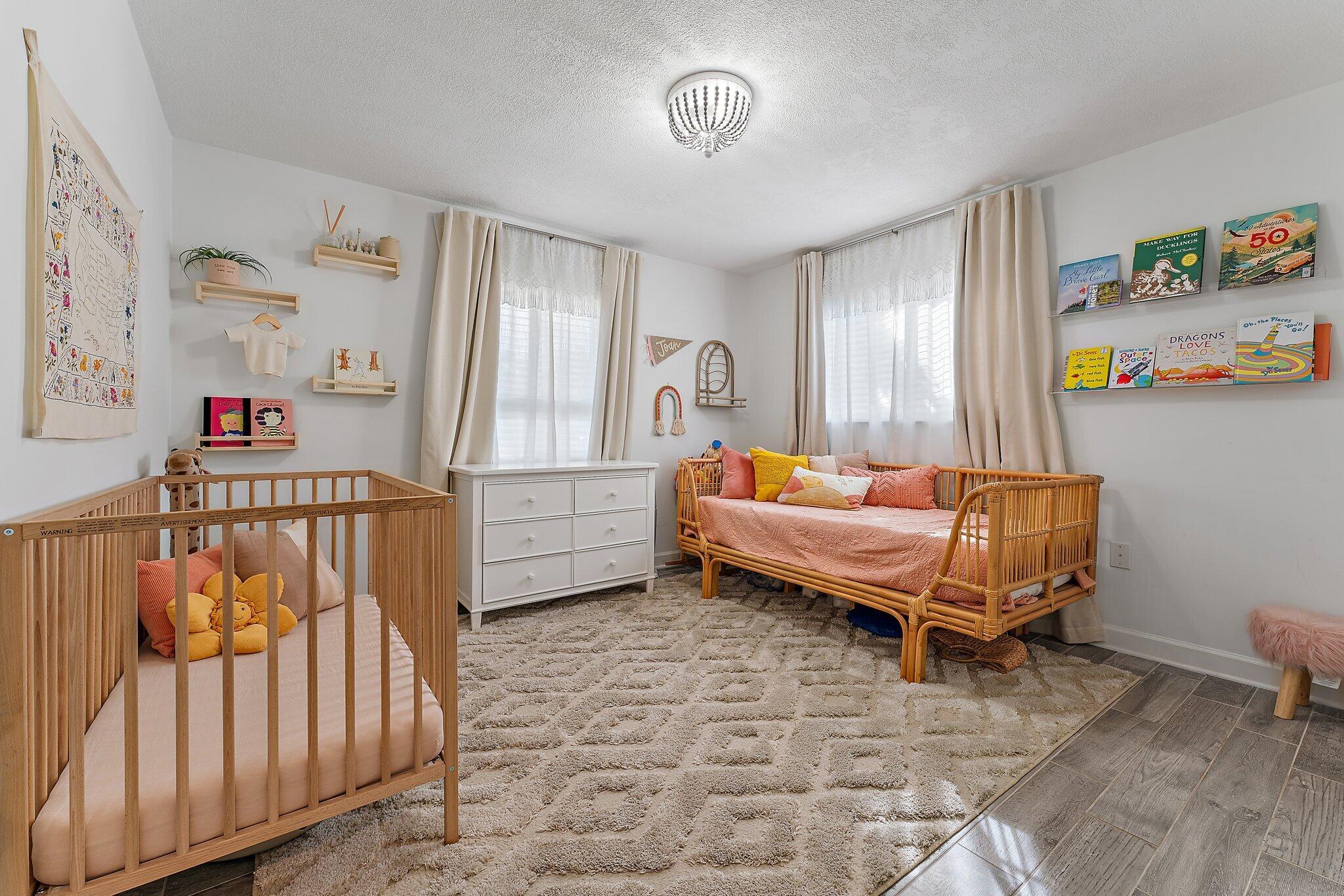 29 SE 8th Avenue