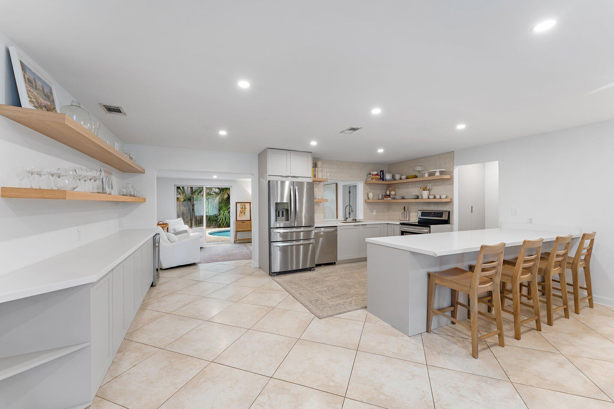 29 SE 8th Avenue