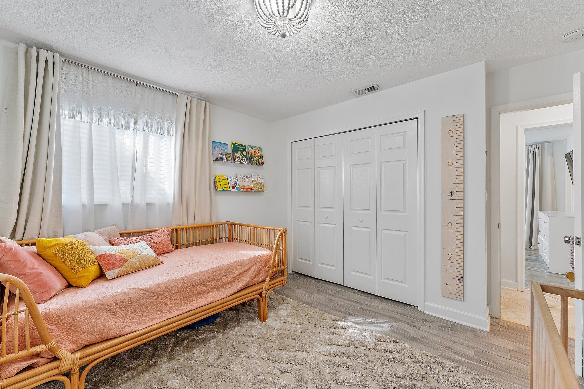 29 SE 8th Avenue