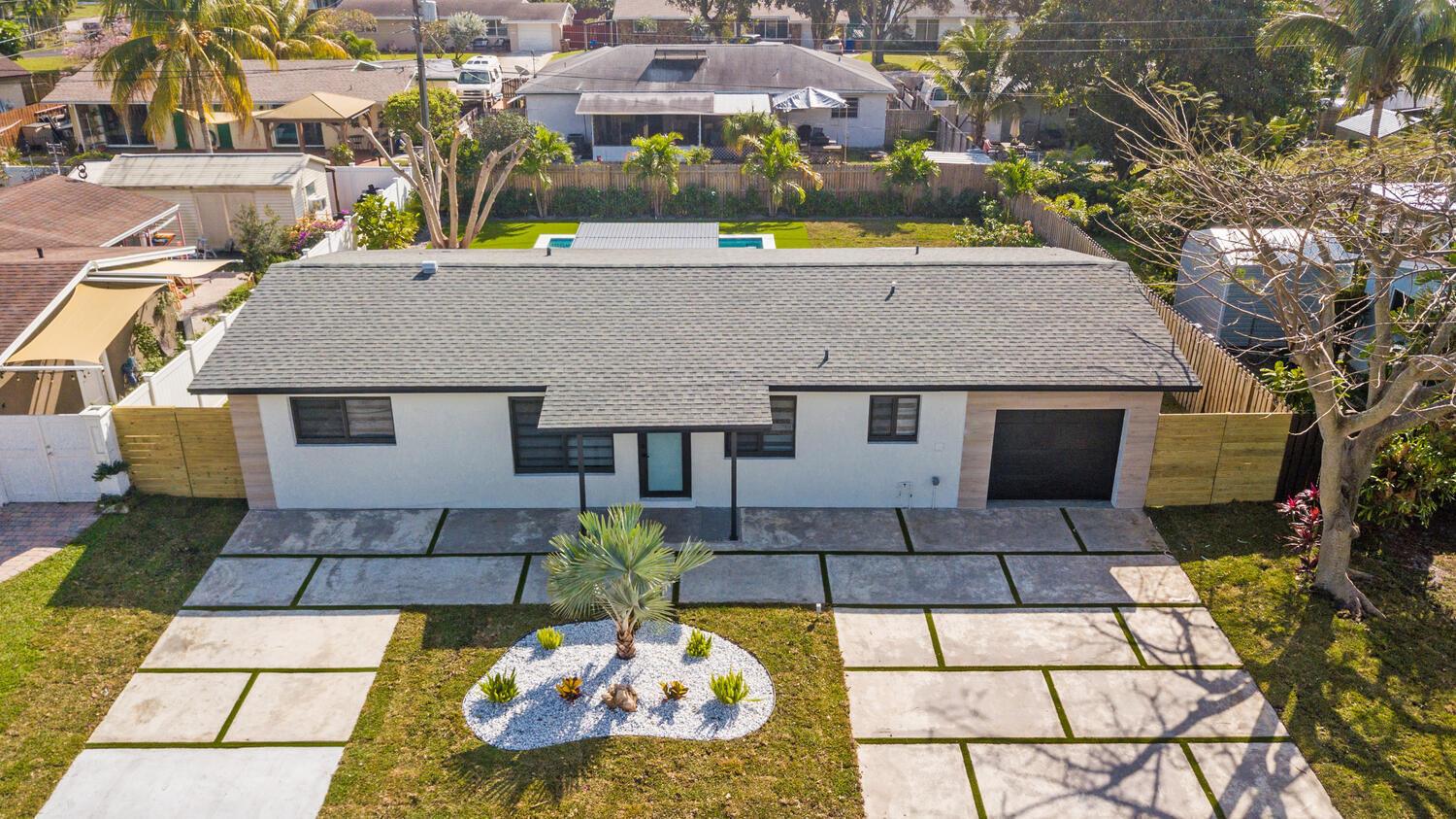112 SE 14th Street