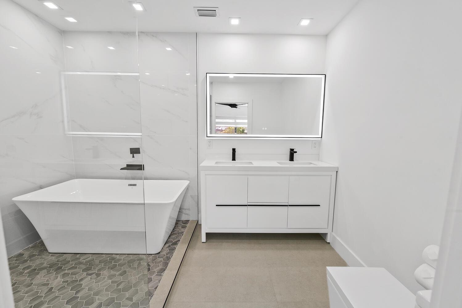 112 SE 14th Street