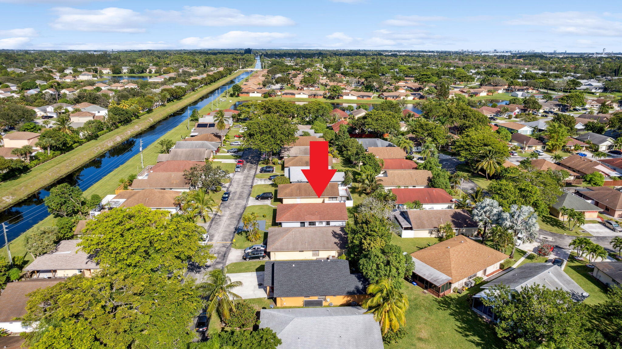 1390 Summit Run Circle