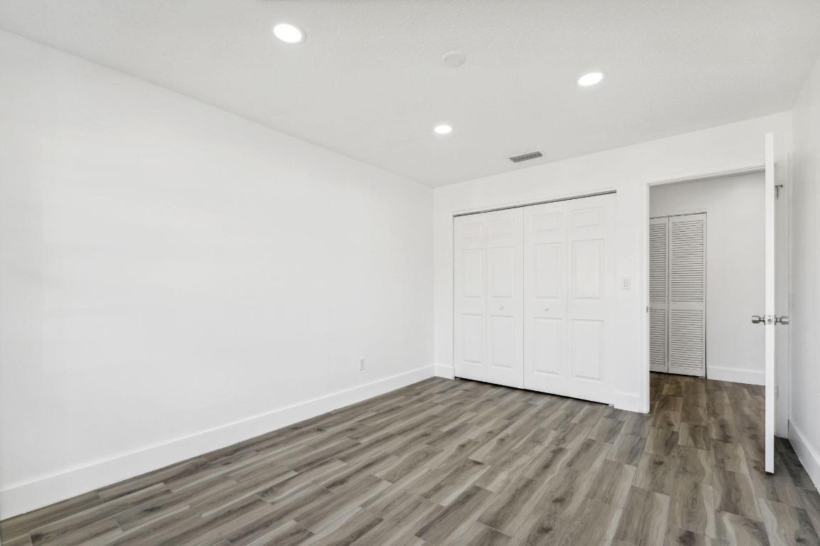 1390 Summit Run Circle