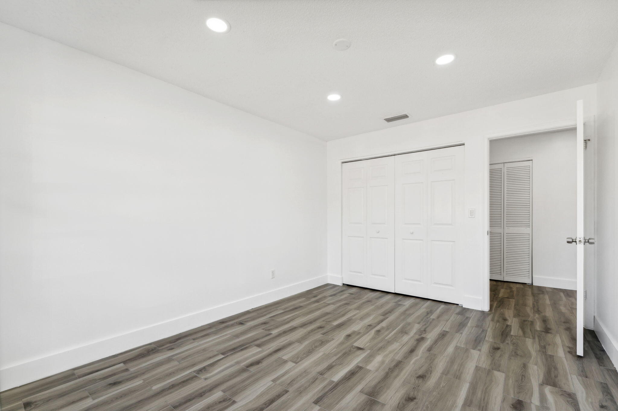 1390 Summit Run Circle