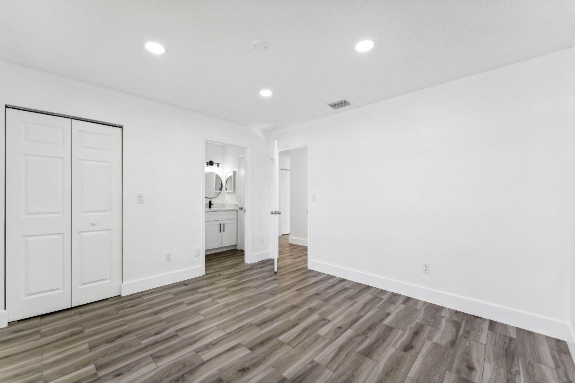 1390 Summit Run Circle