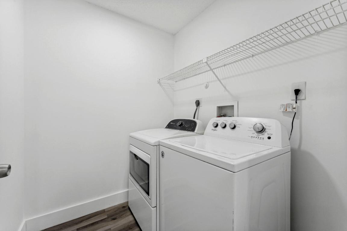 1390 Summit Run Circle