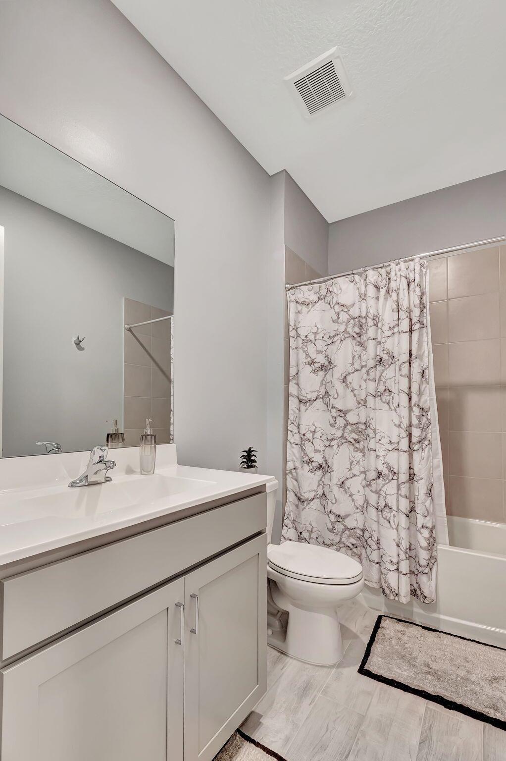 14533 Saco Lake Drive