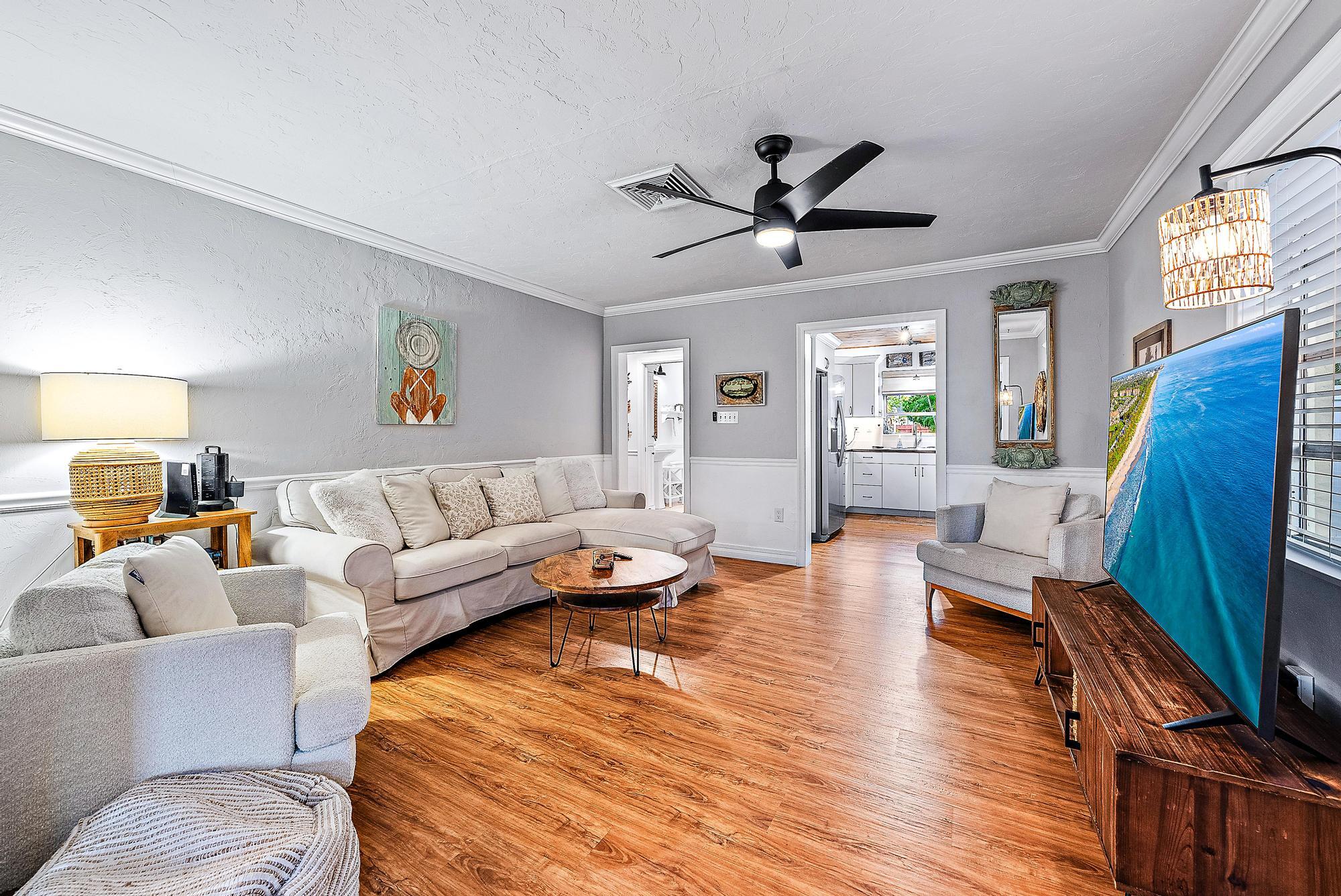 310 2nd Street