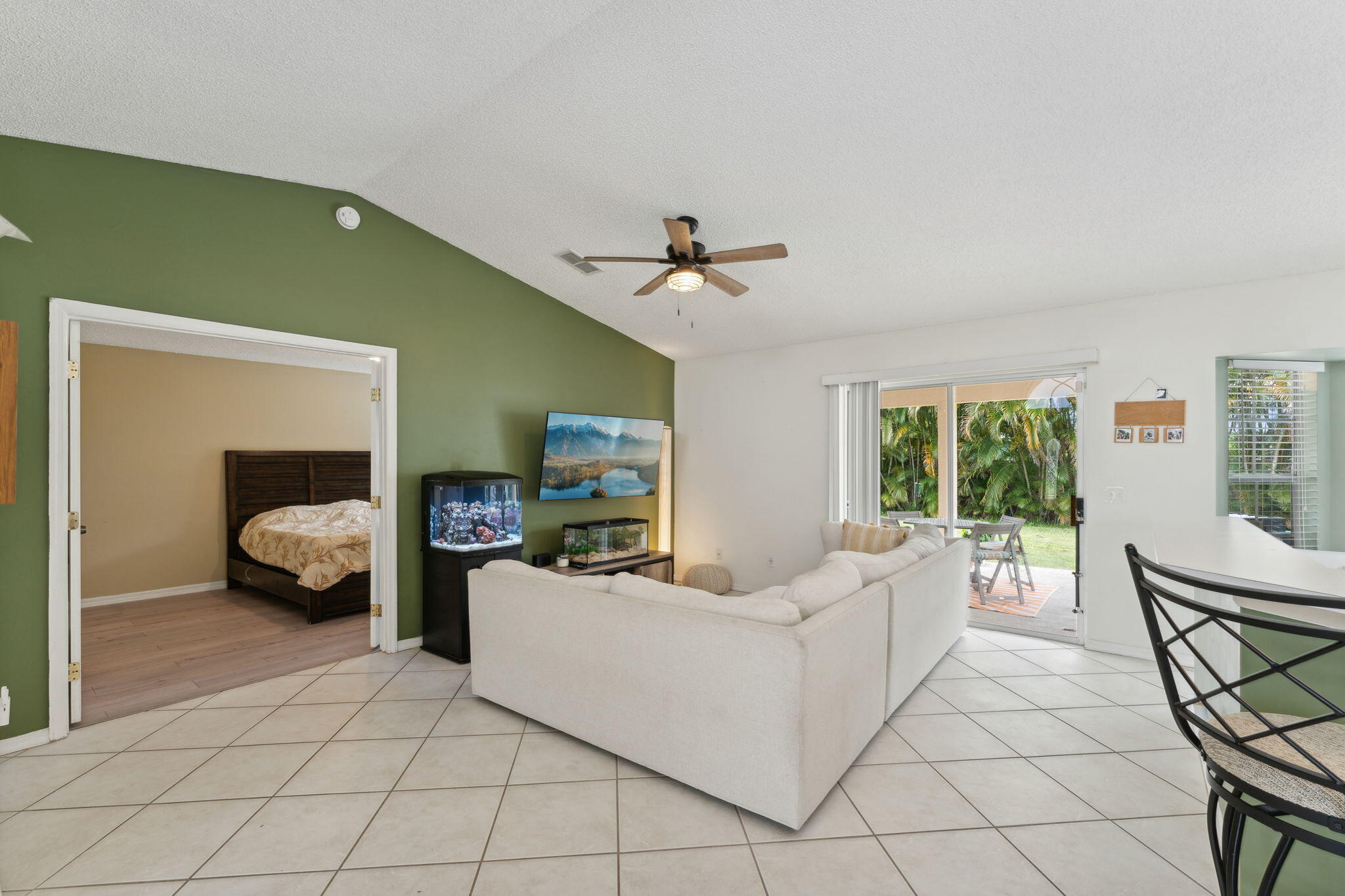 373 SW Majestic Terrace