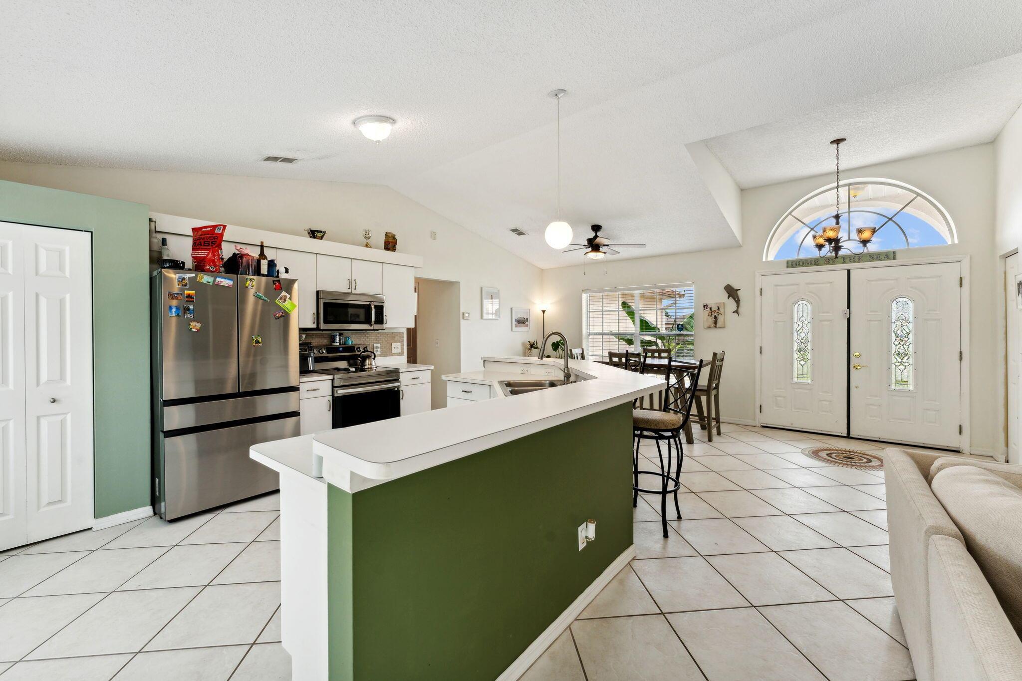 373 SW Majestic Terrace