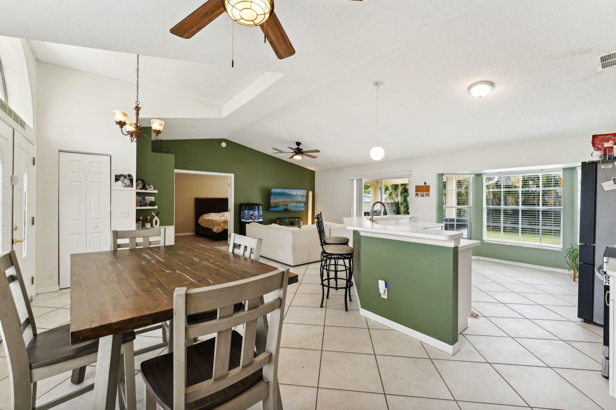 373 SW Majestic Terrace