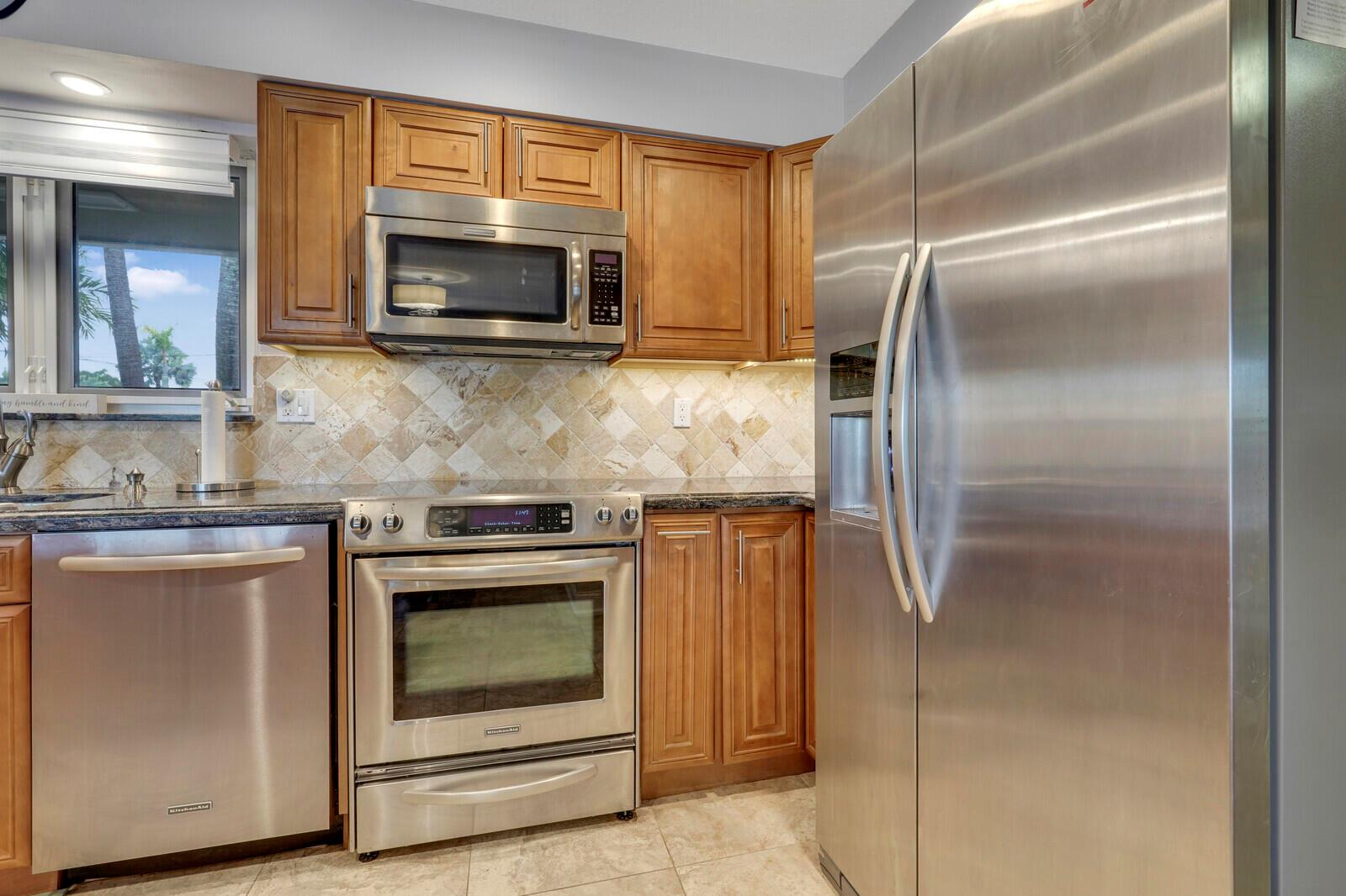 1491 NE 57th Place