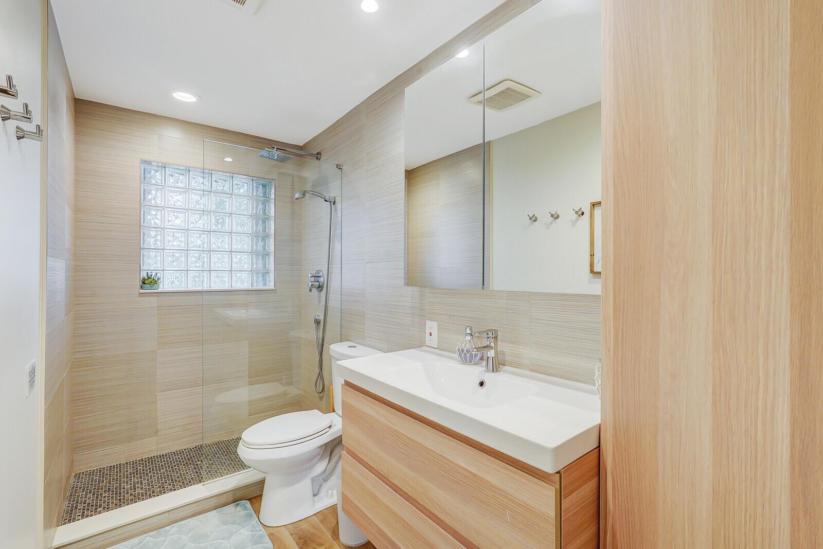 1491 NE 57th Place