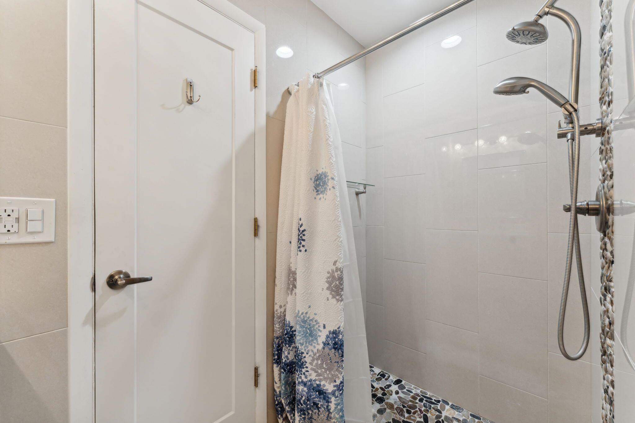 14616 Bonaire Boulevard