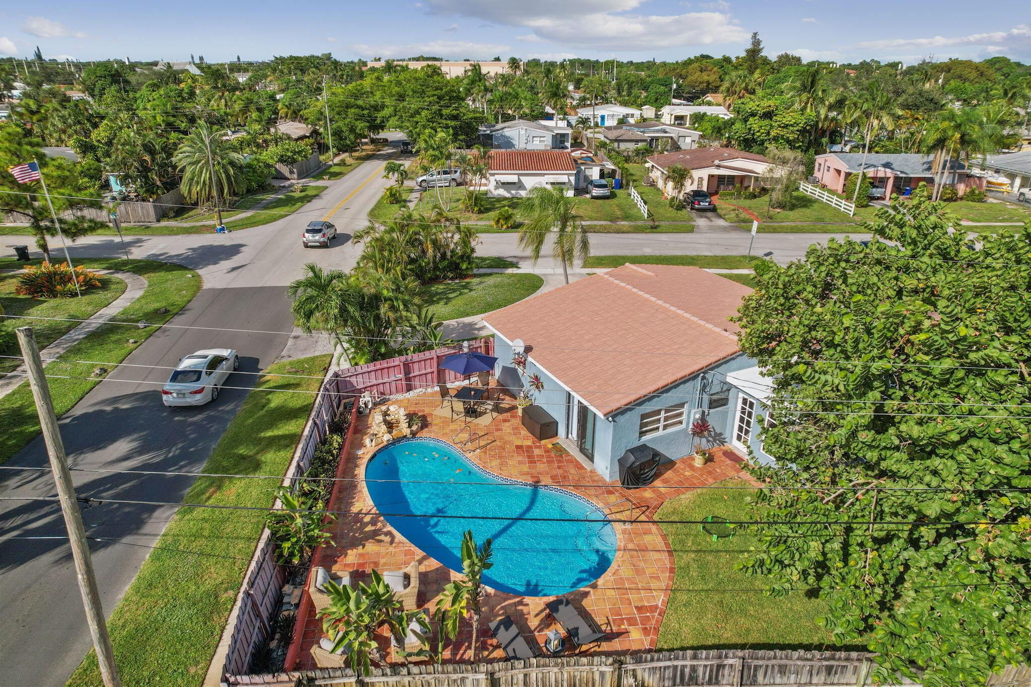 3470 SW 15th Court