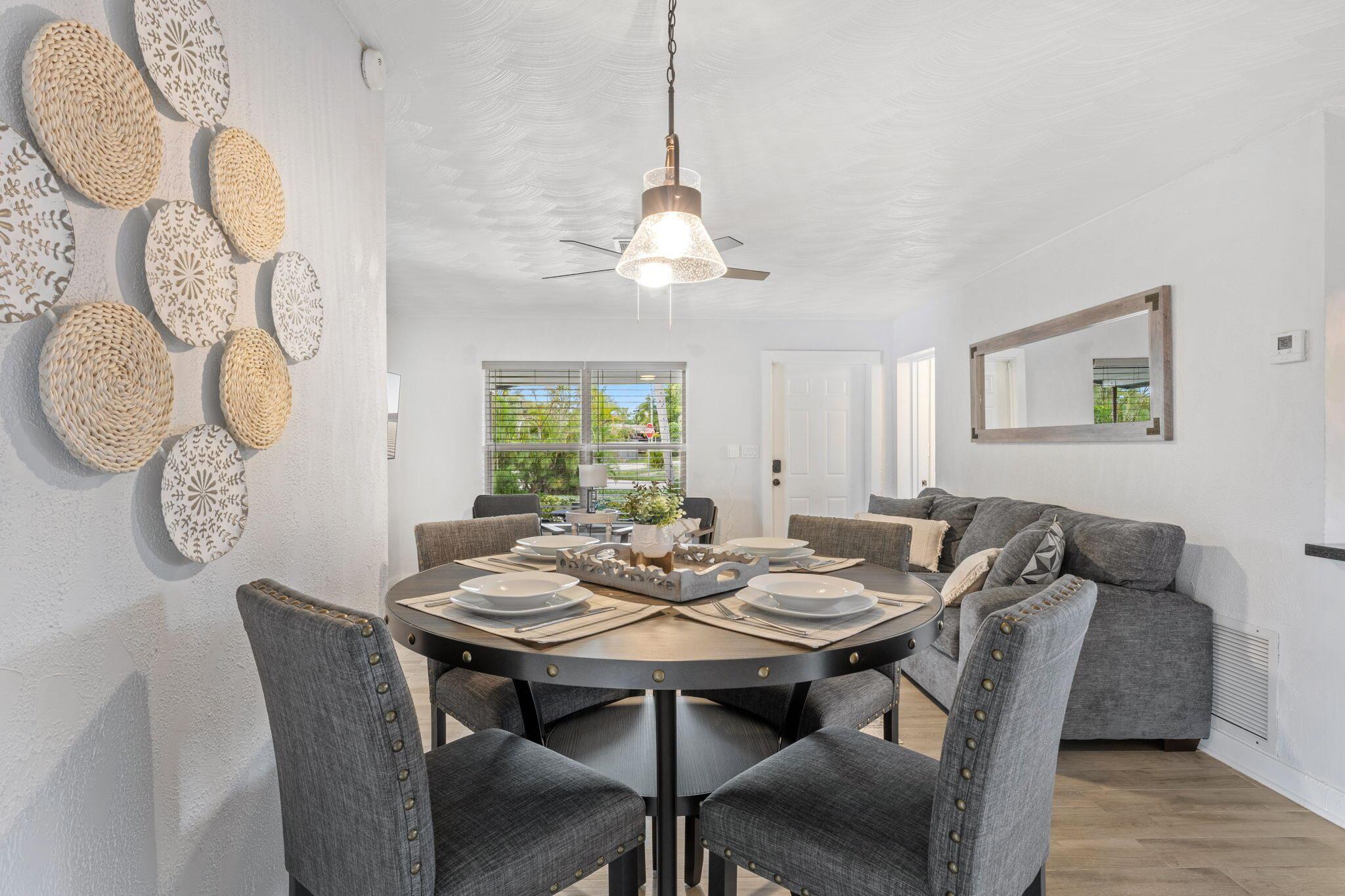 3470 SW 15th Court