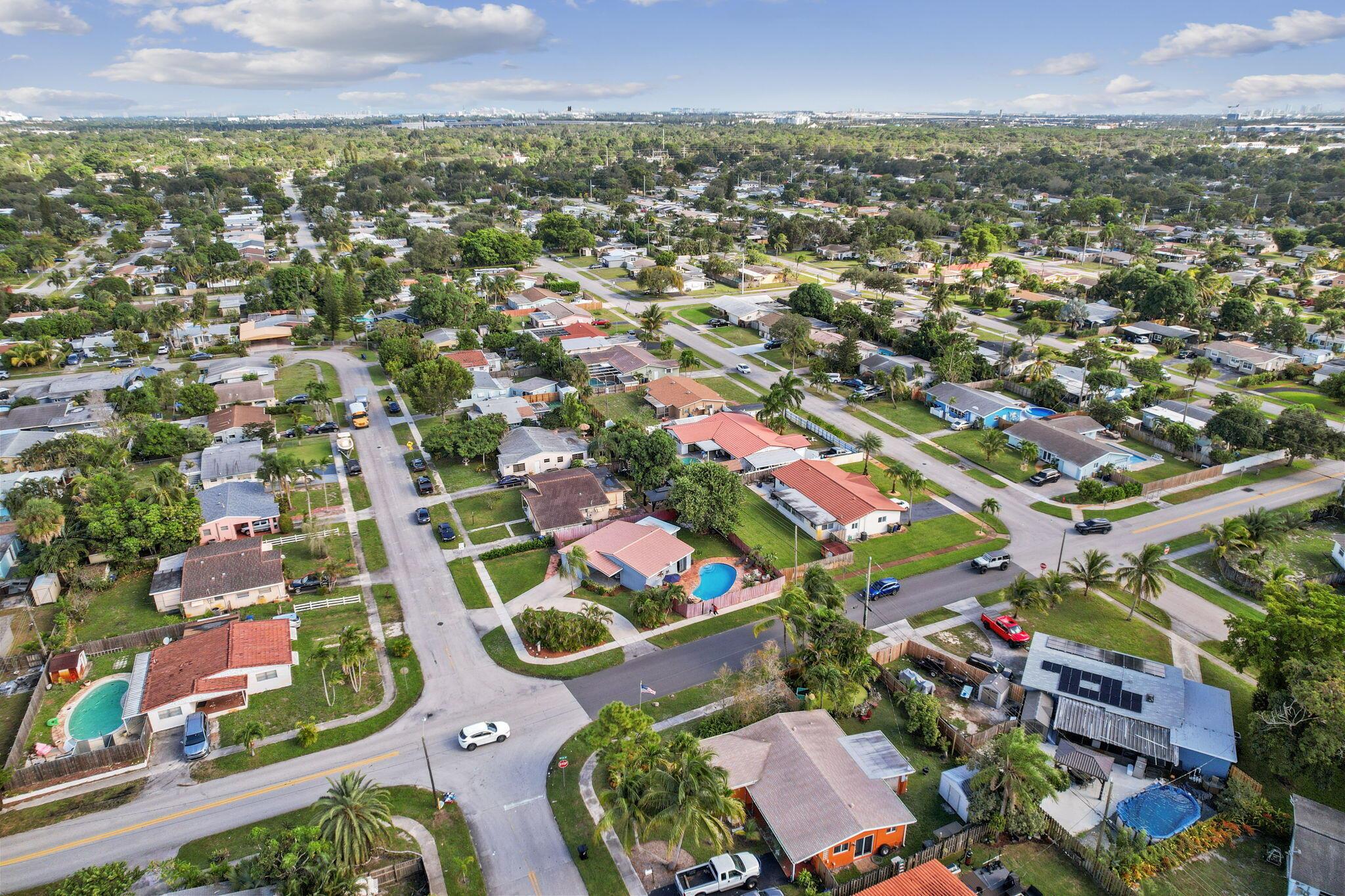 3470 SW 15th Court