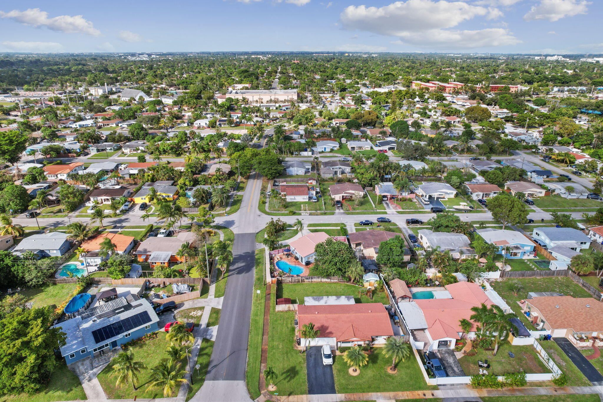 3470 SW 15th Court