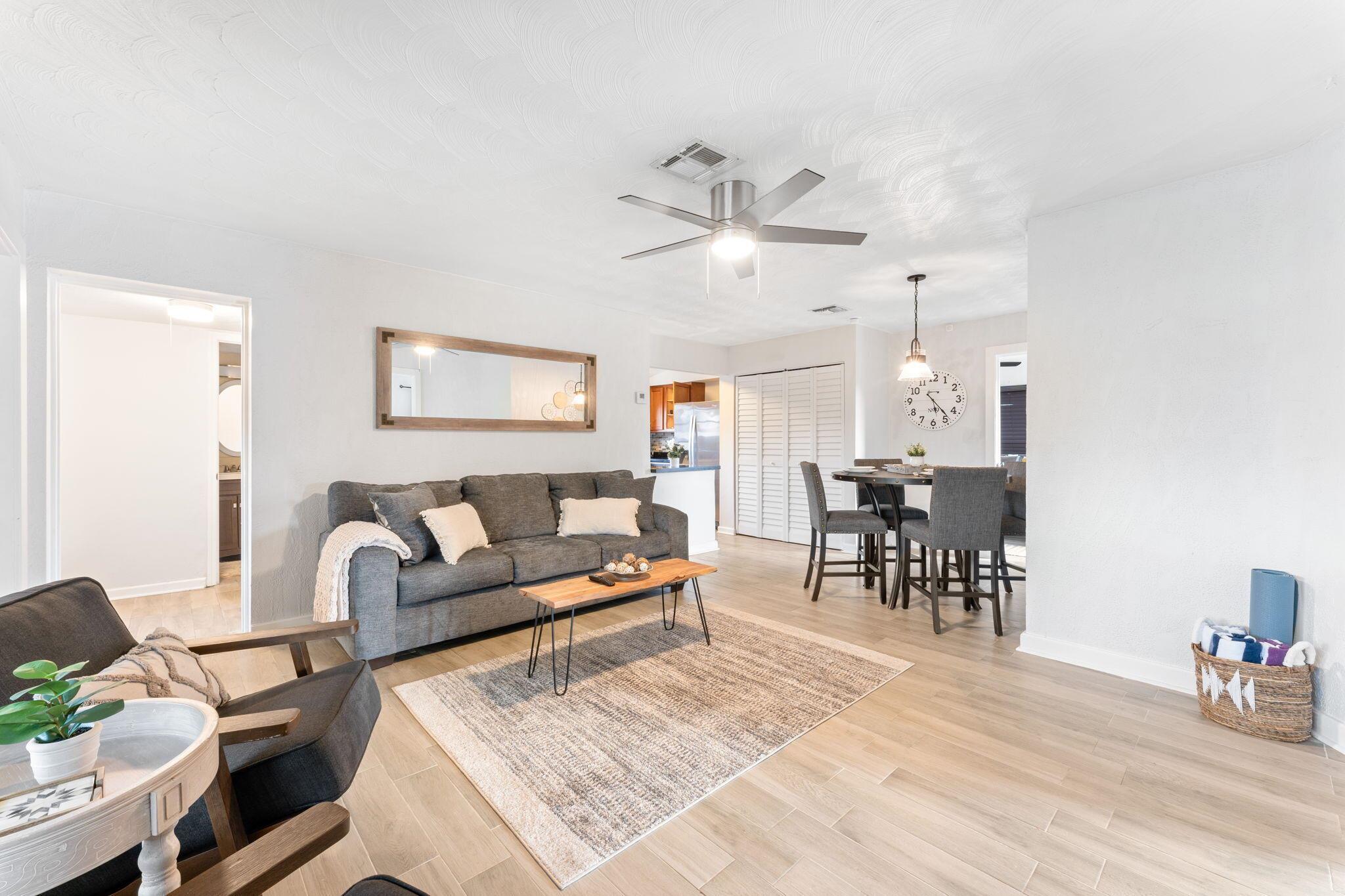 3470 SW 15th Court