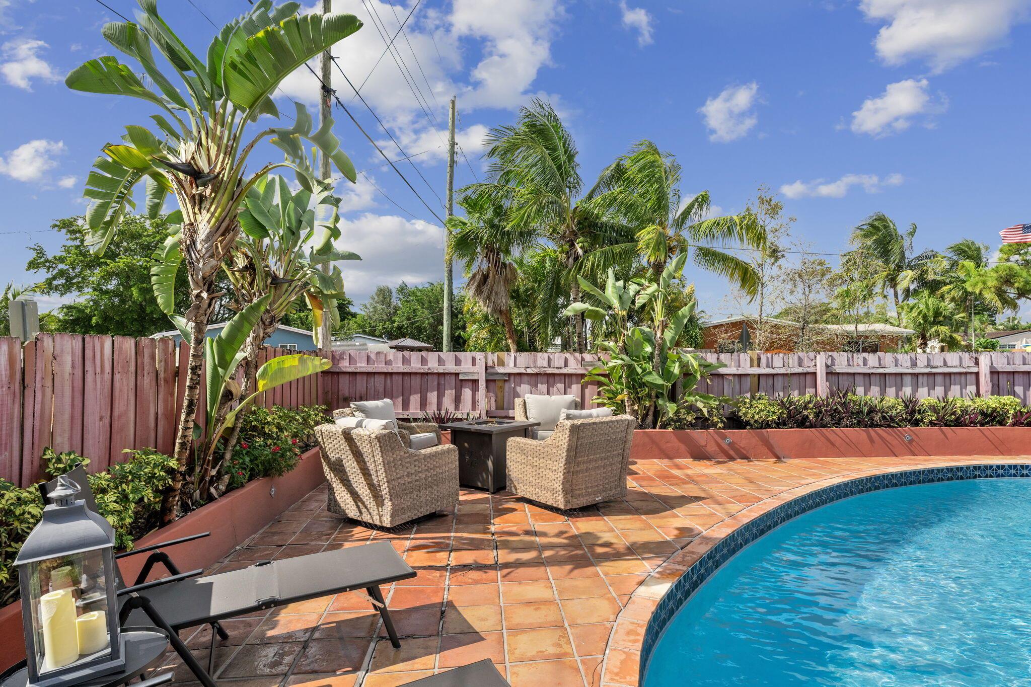3470 SW 15th Court