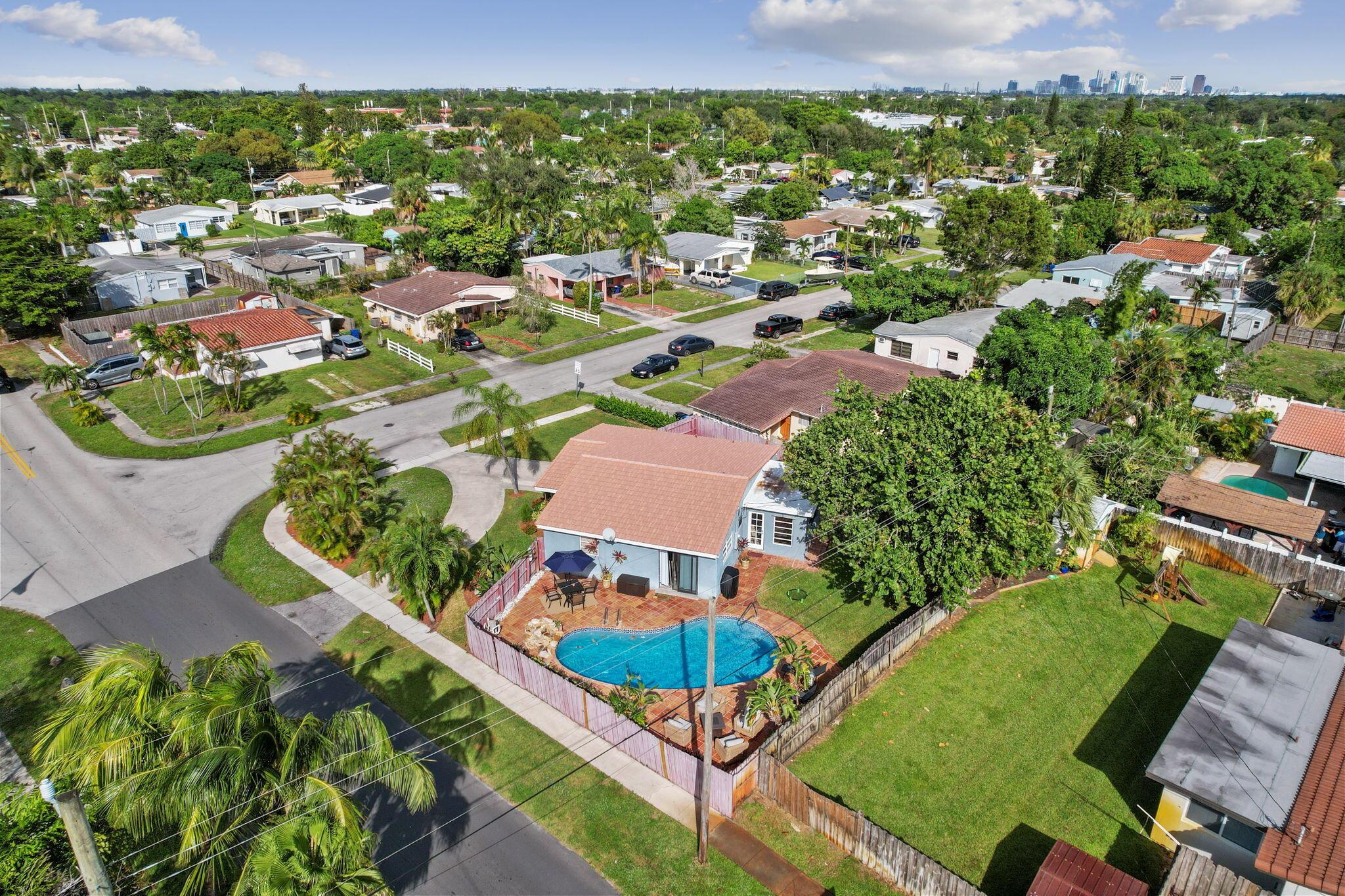 3470 SW 15th Court