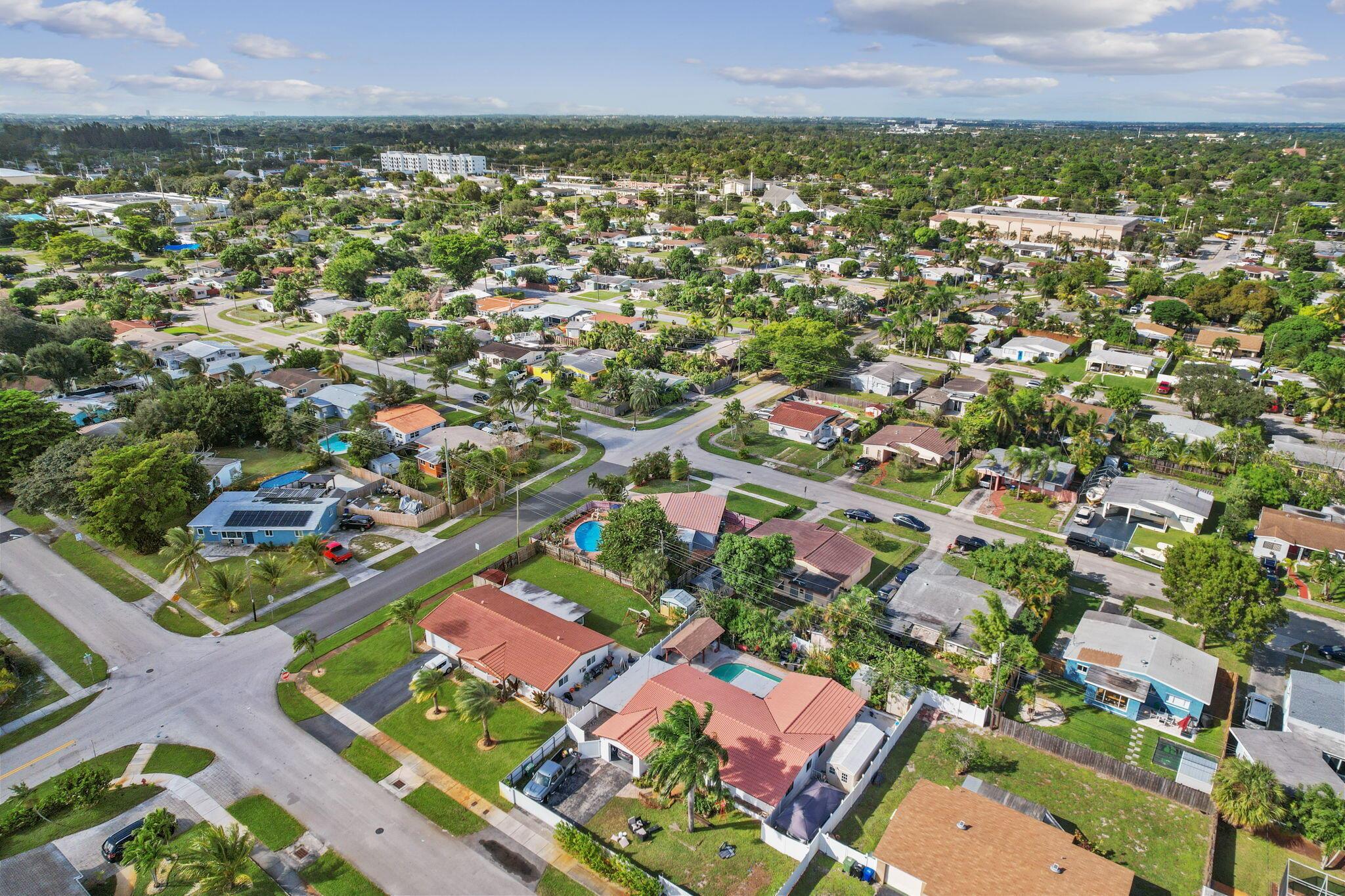 3470 SW 15th Court