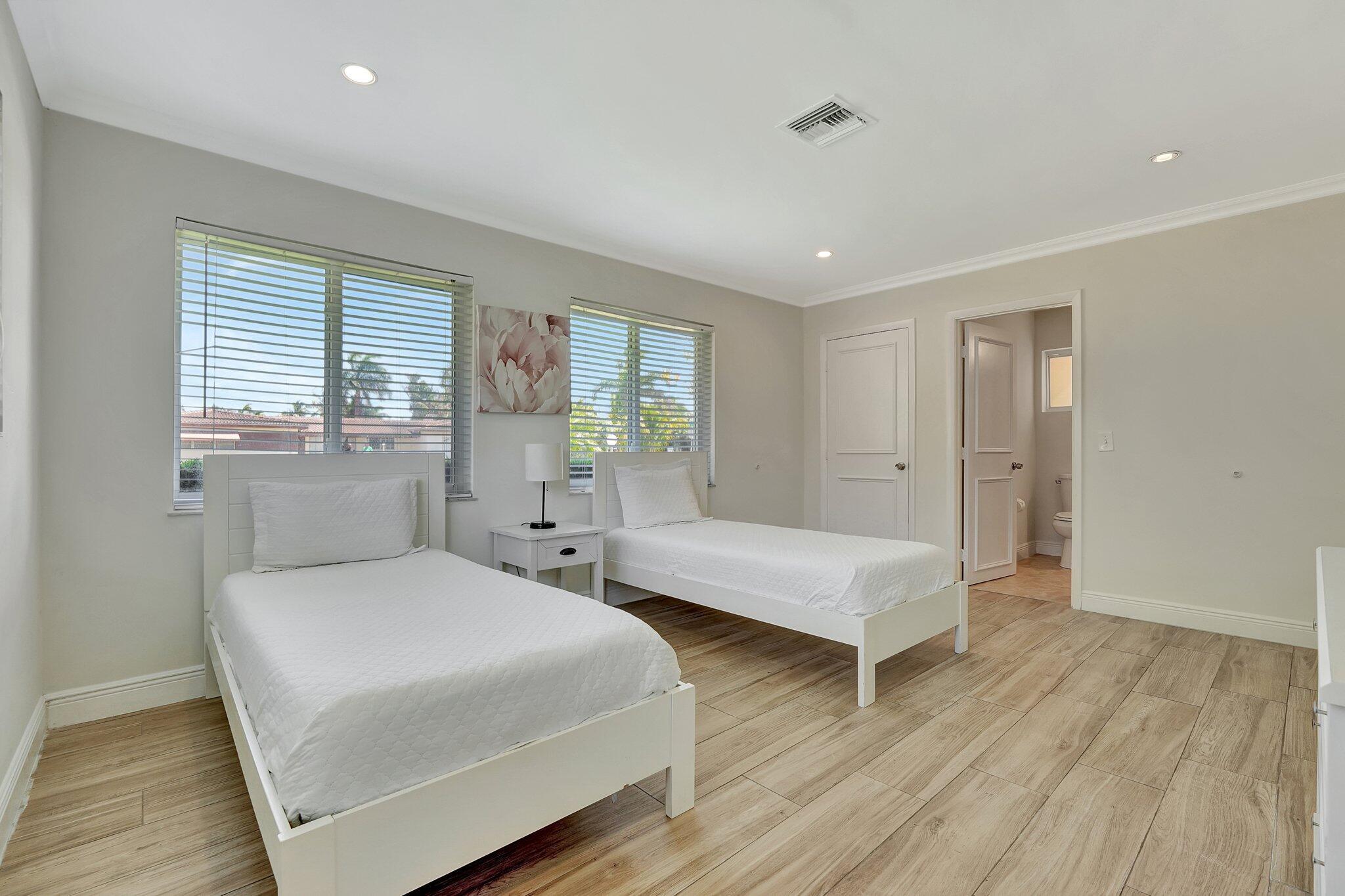 1101 SE 10th Street