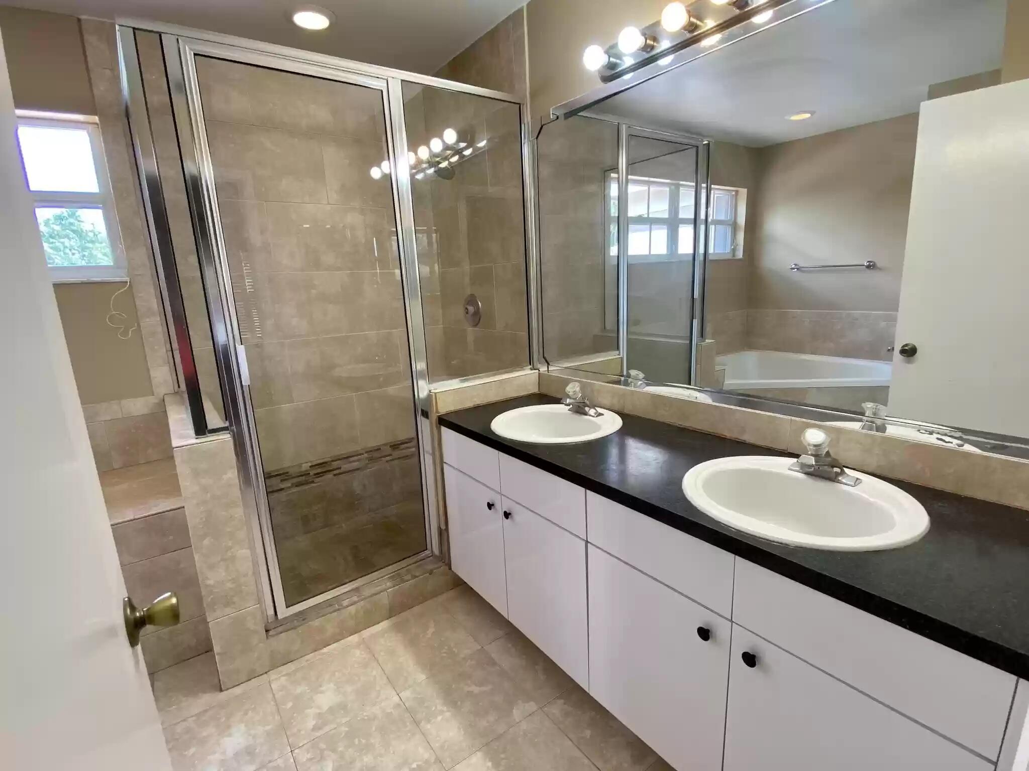 10765 Cypress Lake Terrace