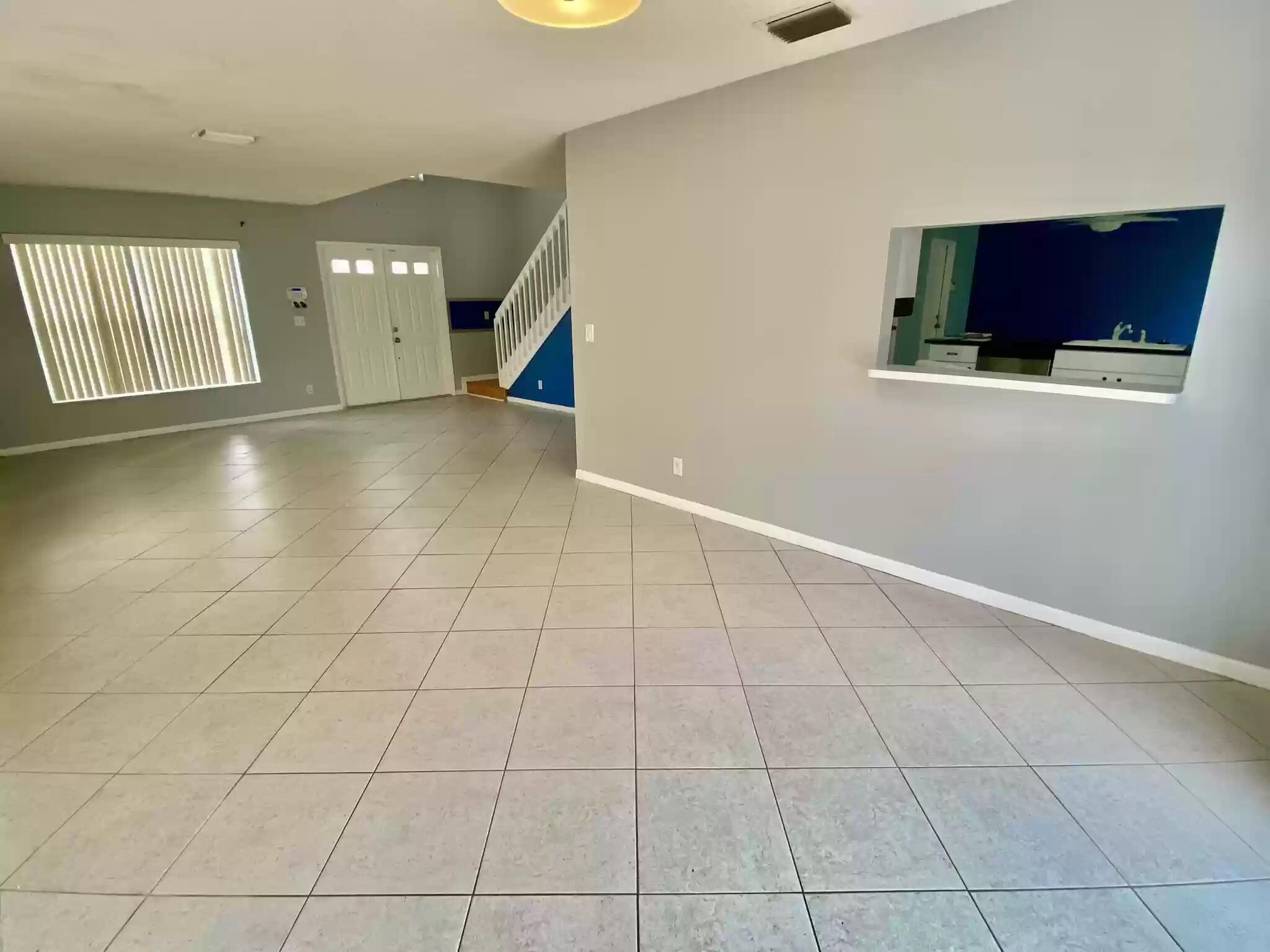 10765 Cypress Lake Terrace